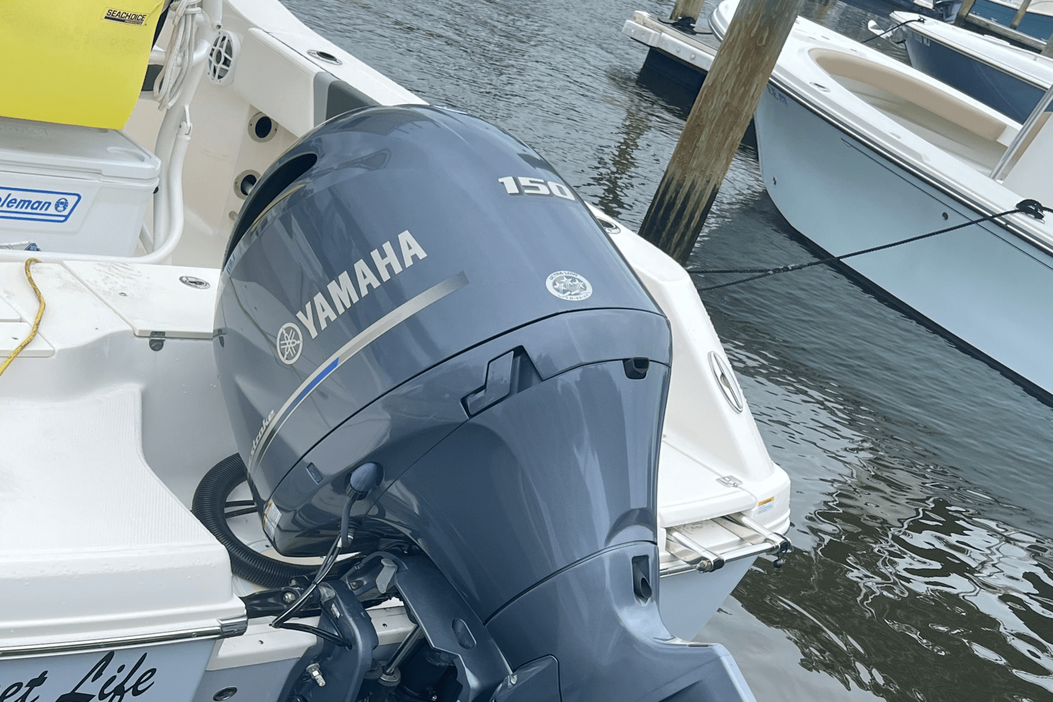 2023 Robalo R 200 Image Thumbnail #4