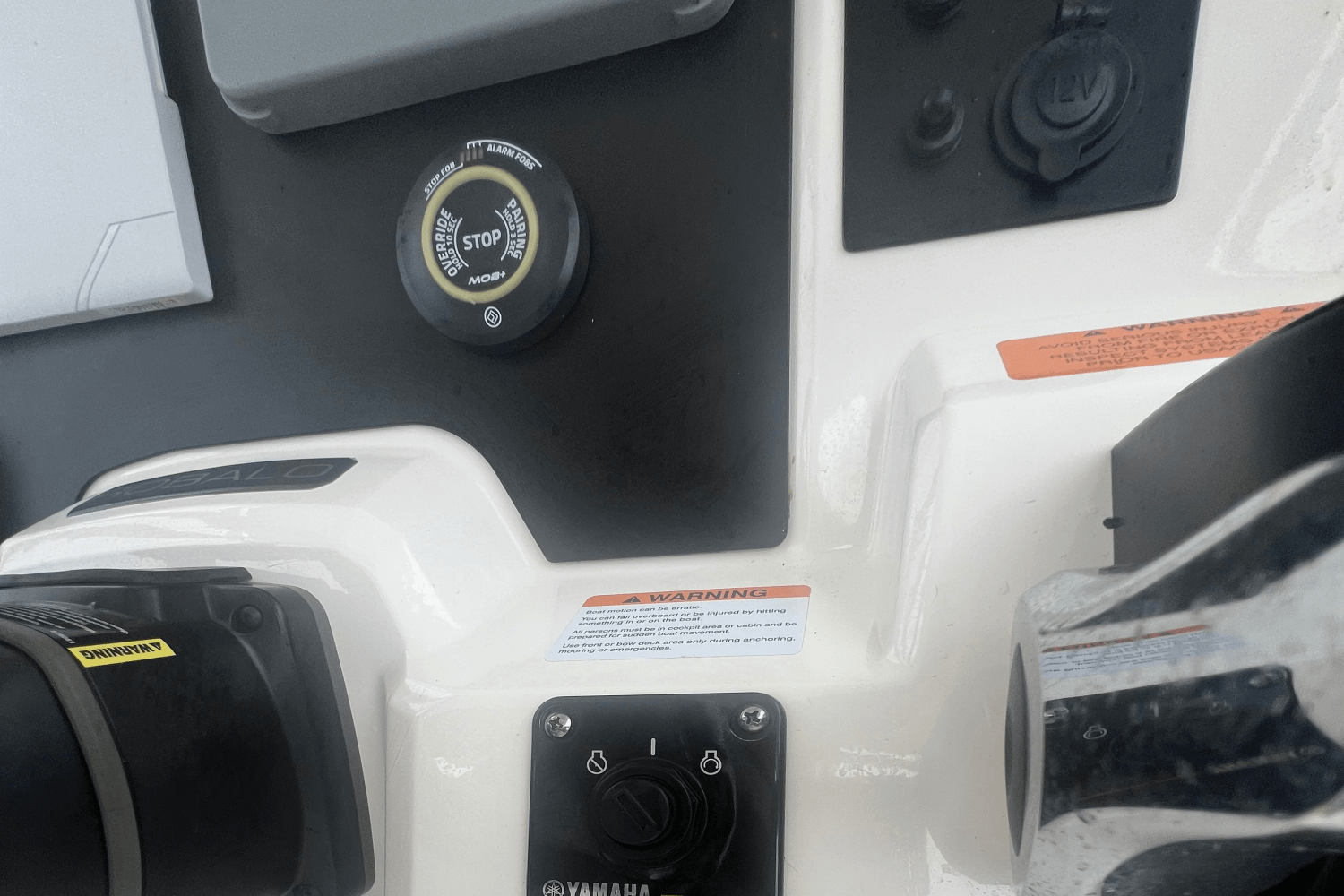 2023 Robalo R 200 Image Thumbnail #10