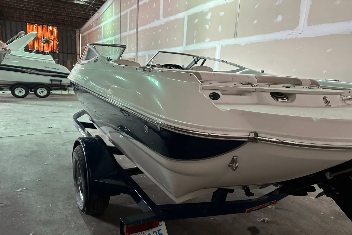 2014 Stingray 198LX Image Thumbnail #6