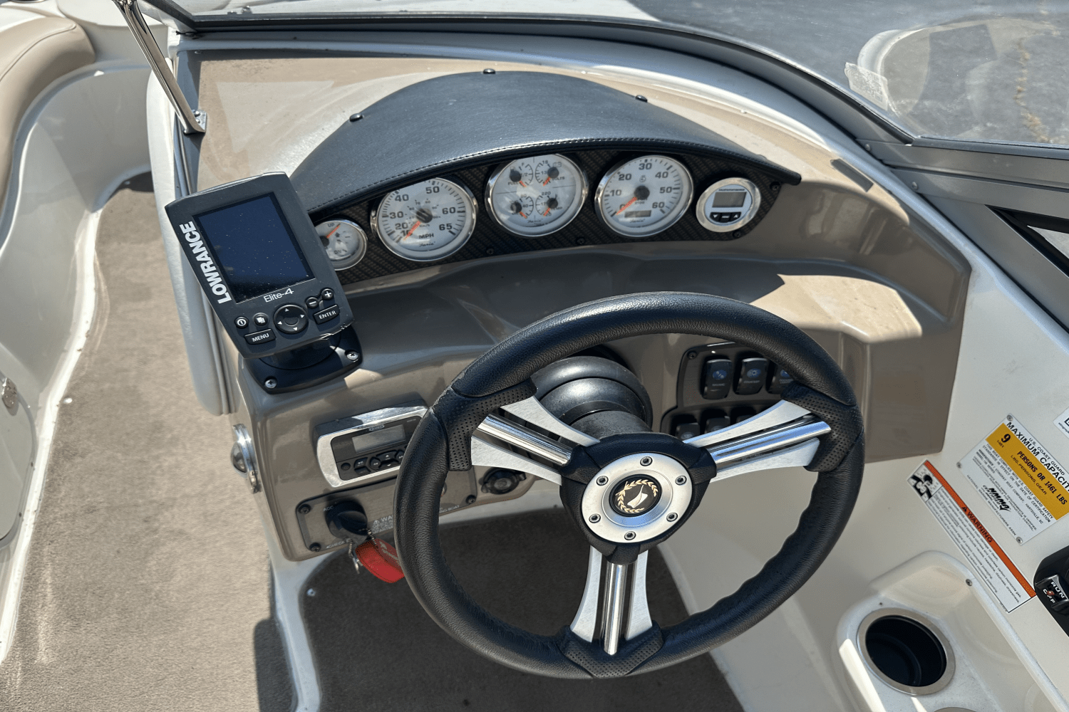 2014 Stingray 198LX Image Thumbnail #11