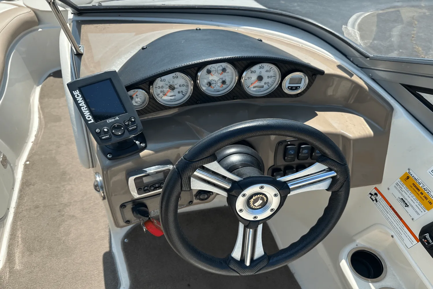 2014 Stingray 198LX Image Thumbnail #11