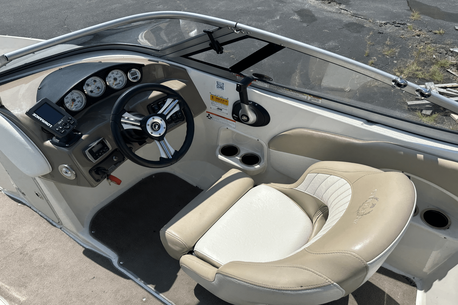 2014 Stingray 198LX Image Thumbnail #9