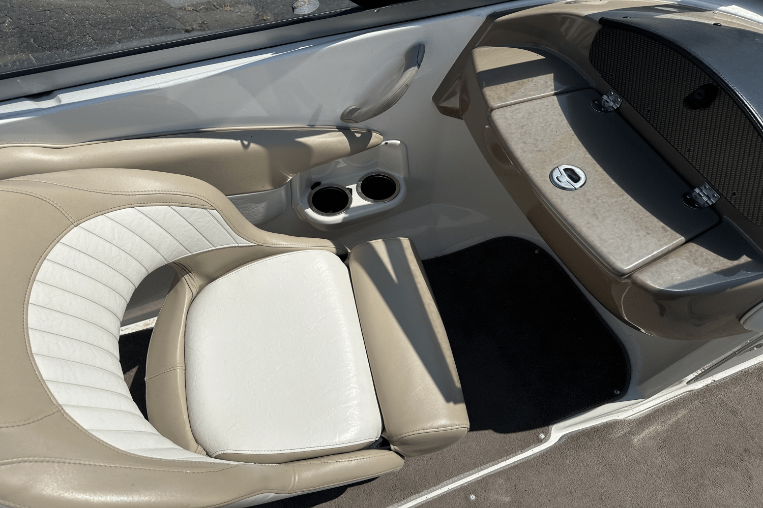 2014 Stingray 198LX Image Thumbnail #17