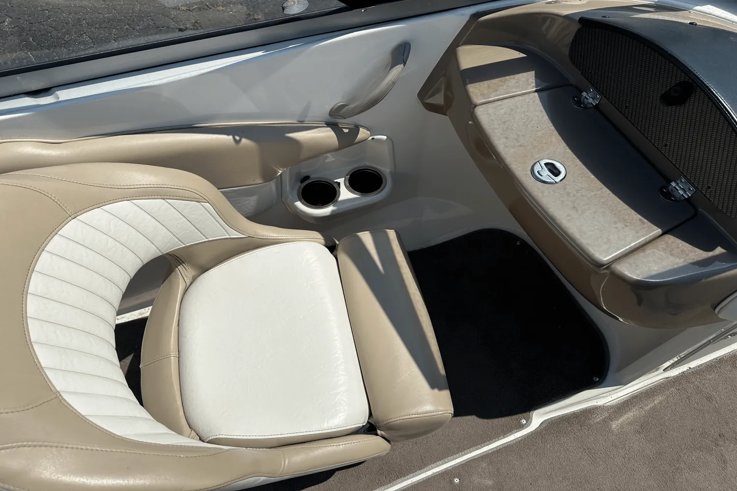 2014 Stingray 198LX Image Thumbnail #17