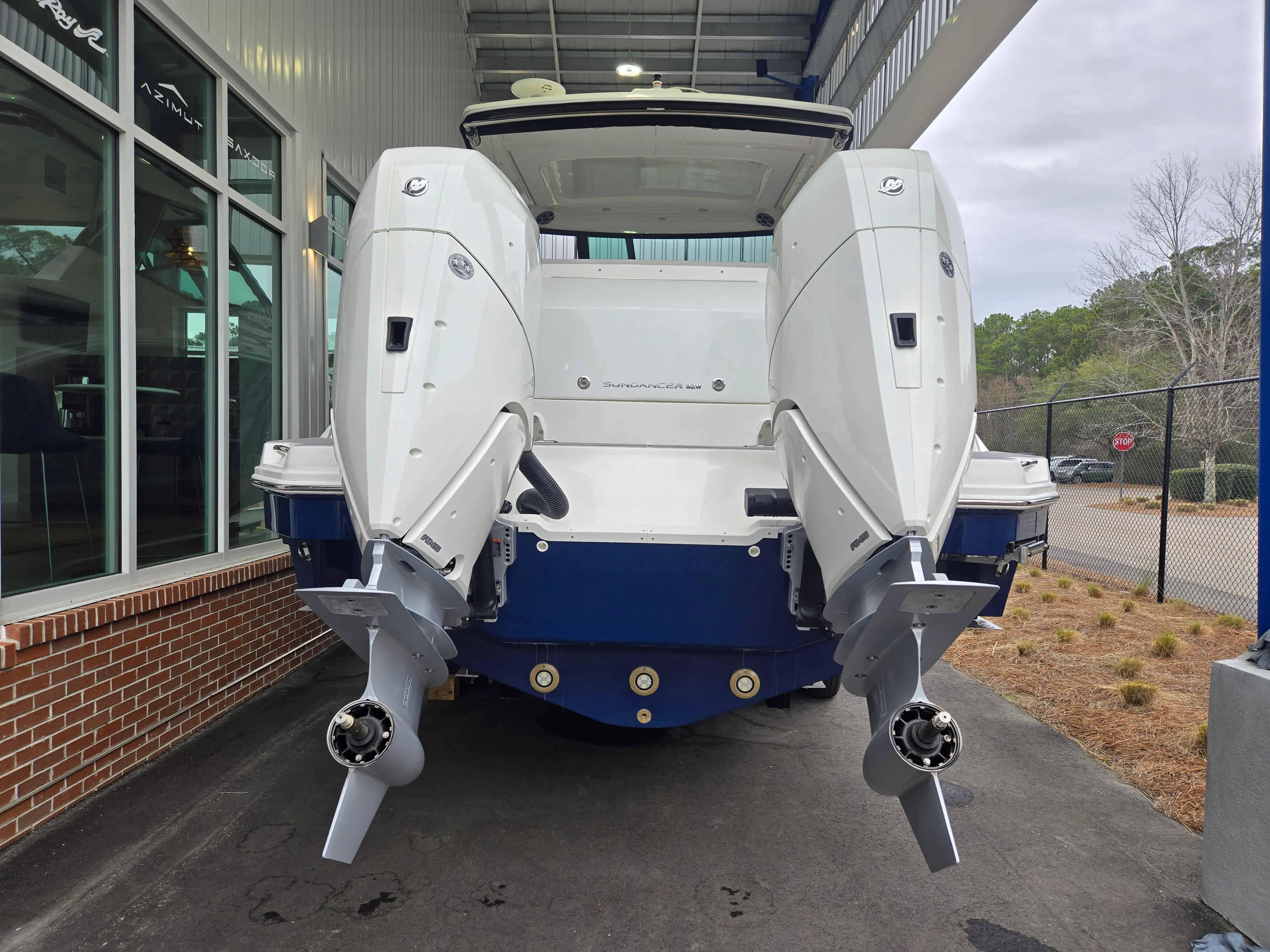 2026 Sea Ray Sundancer 320 Outboard Image Thumbnail #1