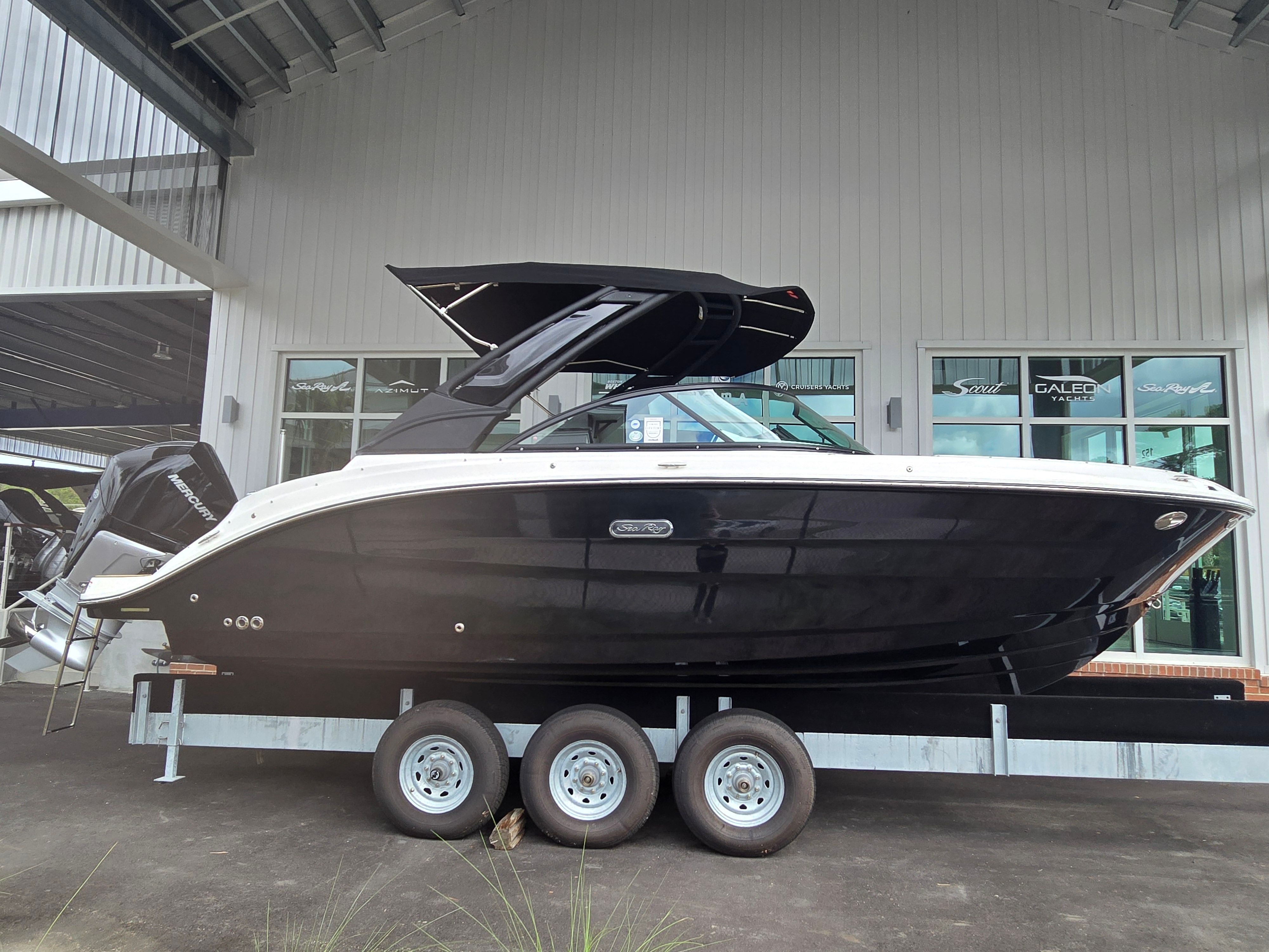 2026 Sea Ray SDX 230 Outboard Image Thumbnail #0