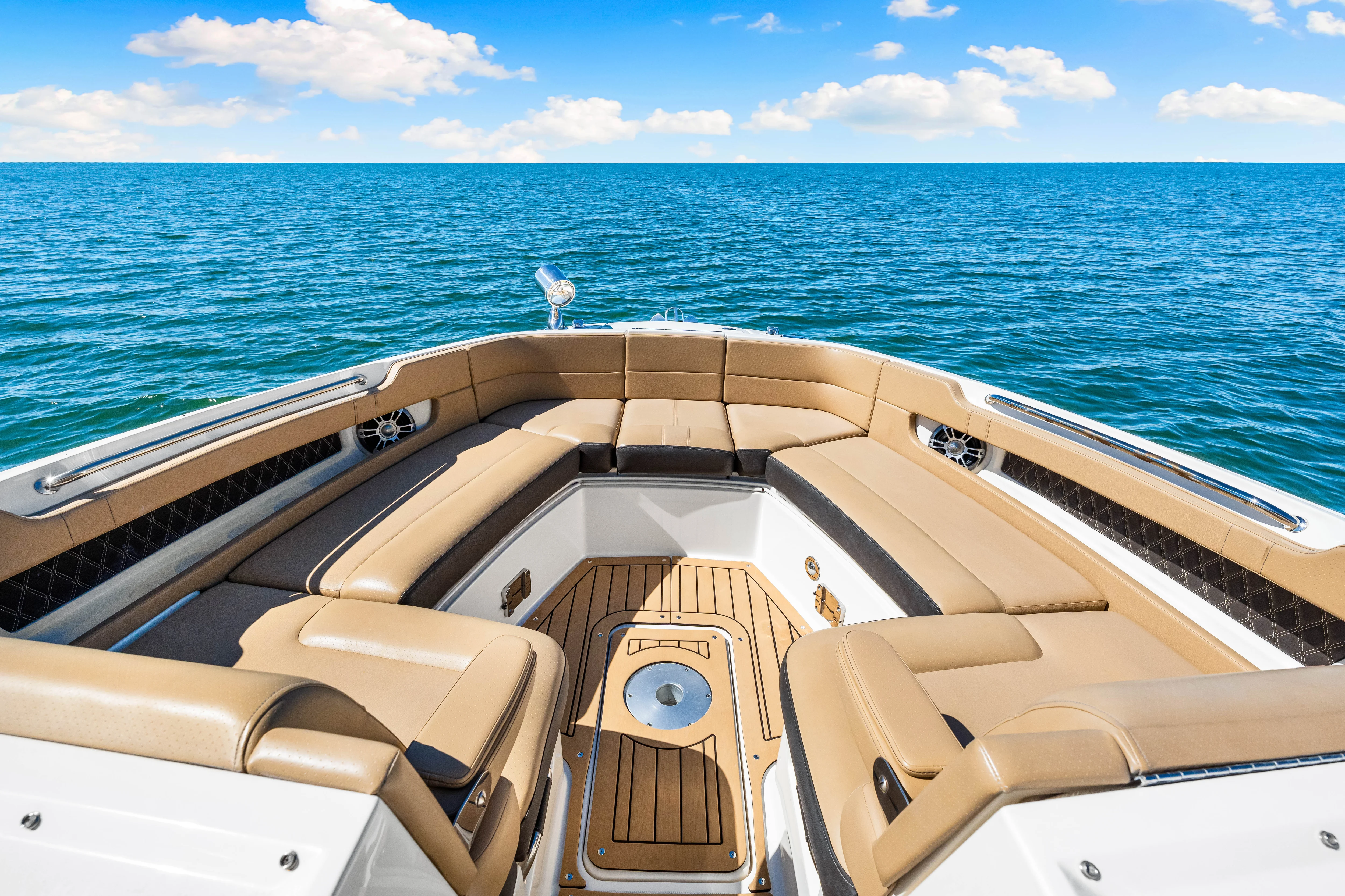 2020 Sea Ray SLX 310 OB Image Thumbnail #31