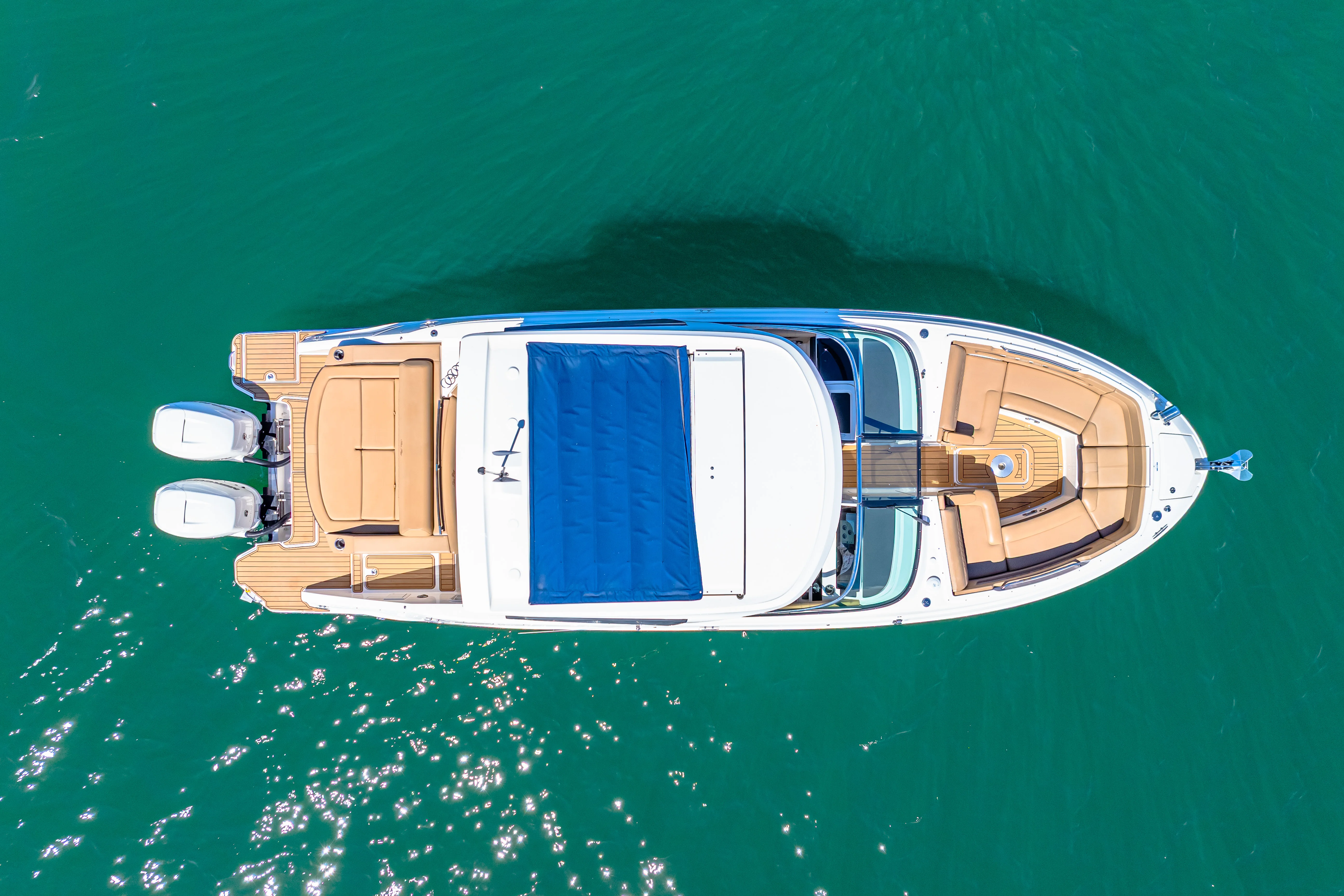 2020 Sea Ray SLX 310 OB Image Thumbnail #10