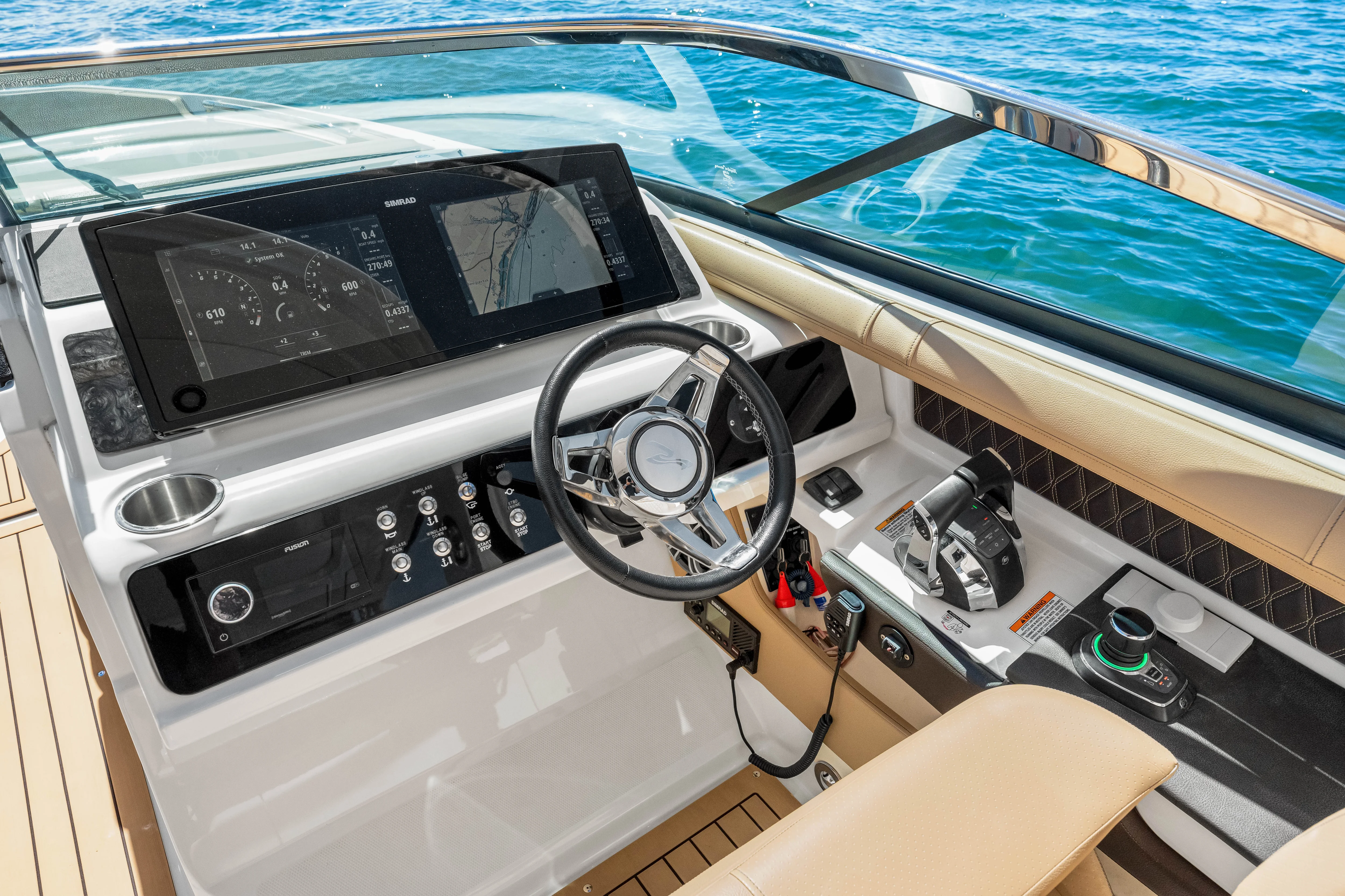 2020 Sea Ray SLX 310 OB Image Thumbnail #27