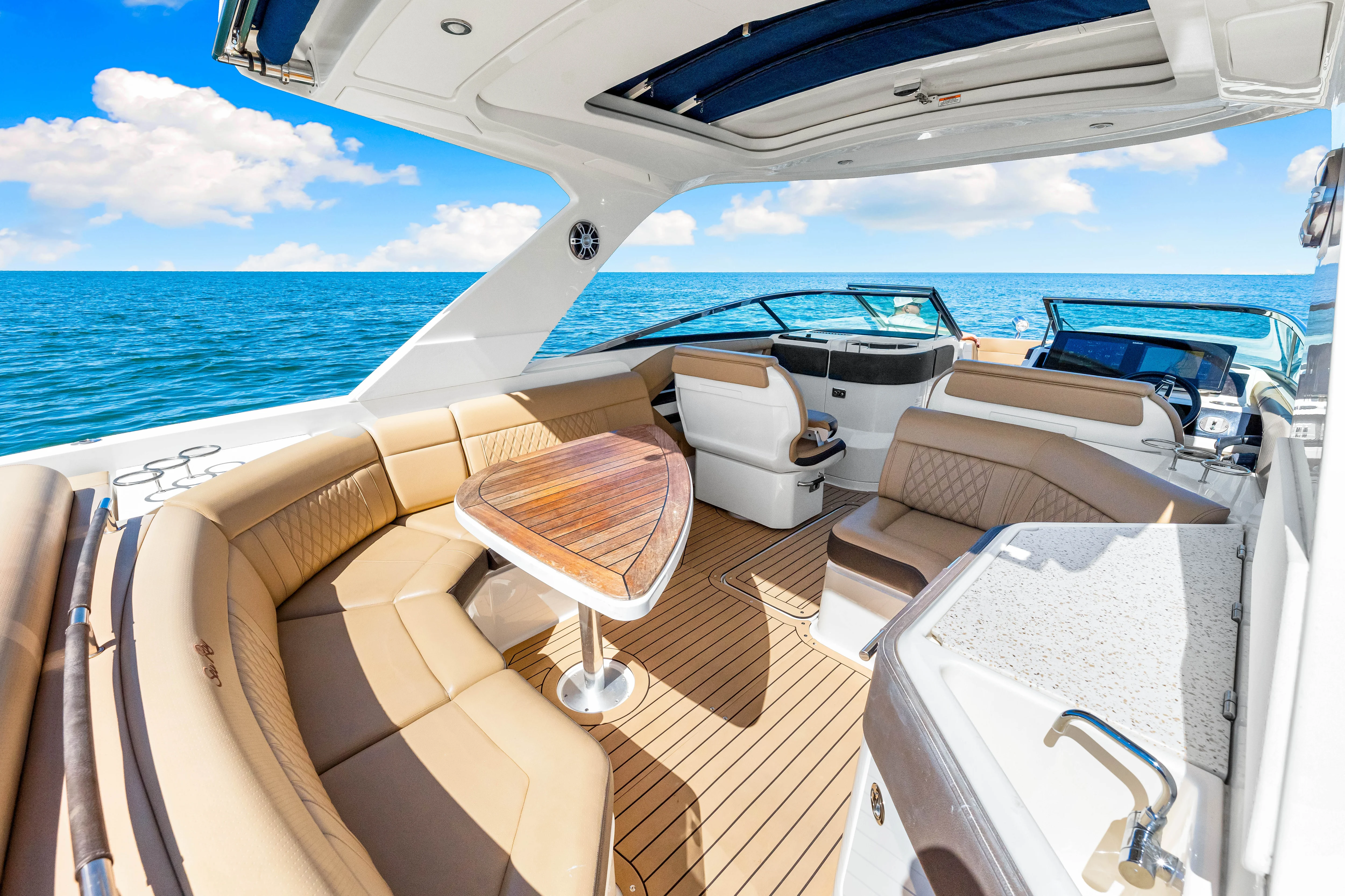 2020 Sea Ray SLX 310 OB Image Thumbnail #21