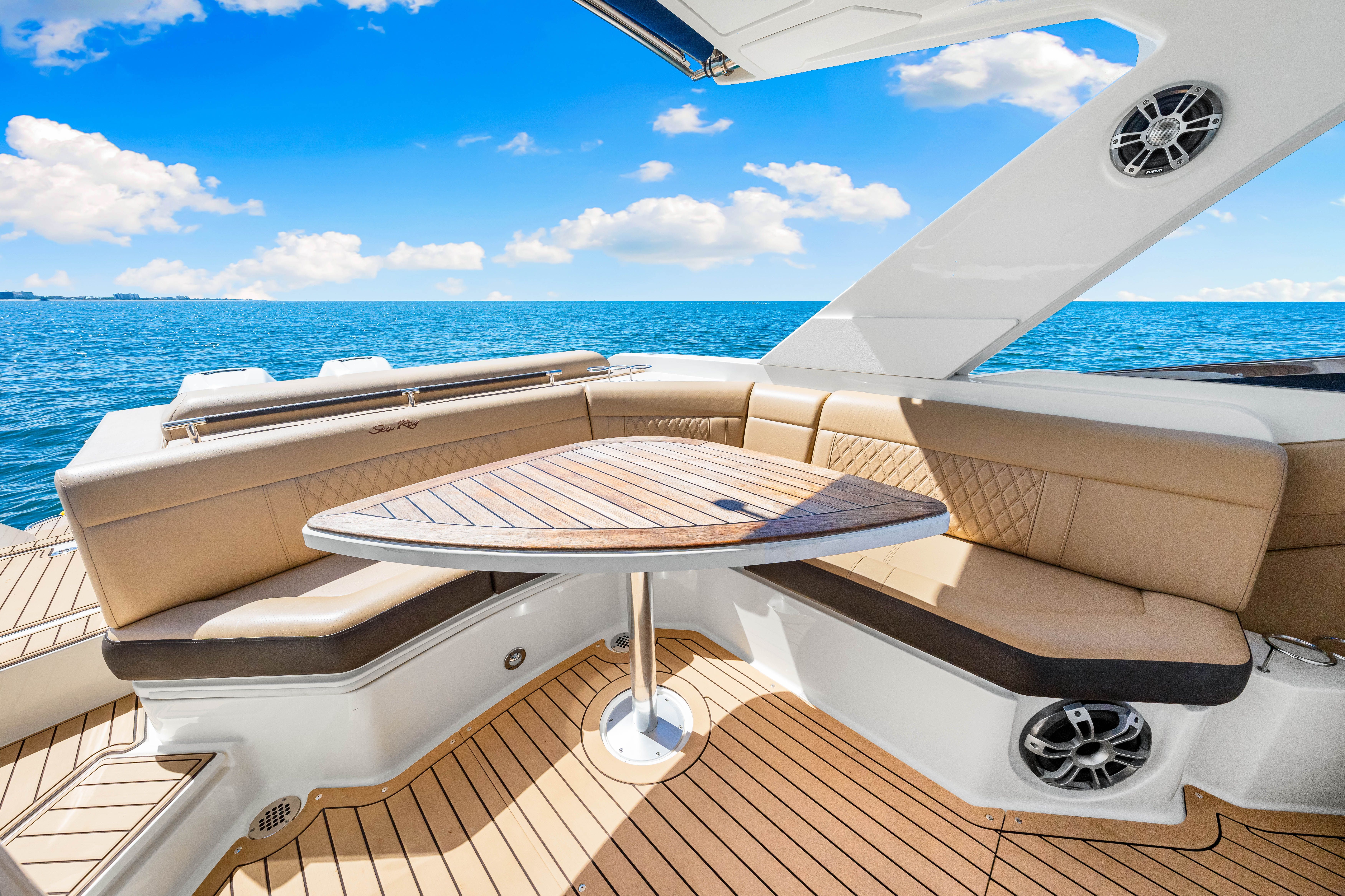 2020 Sea Ray SLX 310 OB Image Thumbnail #22