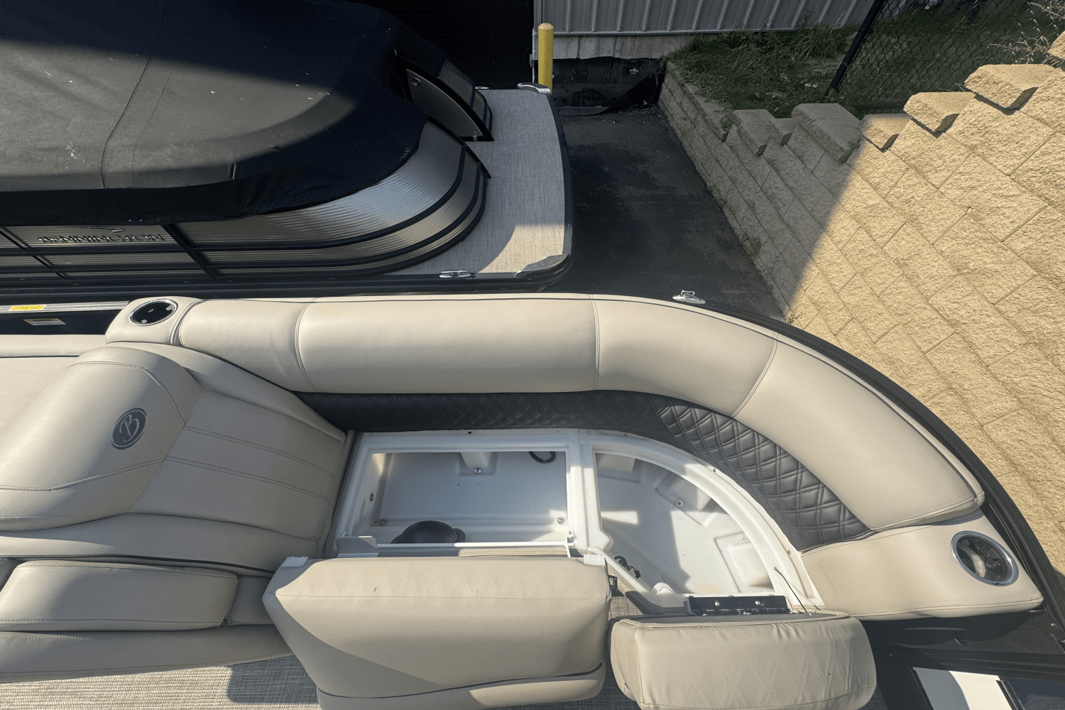 2019 Barletta L23QC Image Thumbnail #10