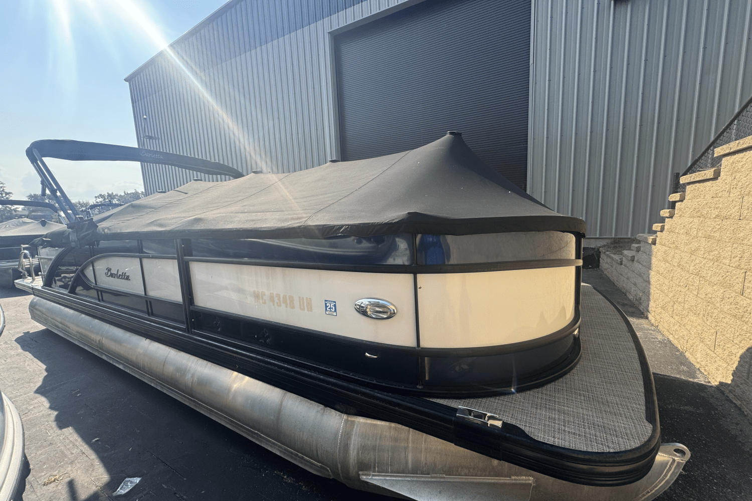 2019 Barletta L23QC Image Thumbnail #1