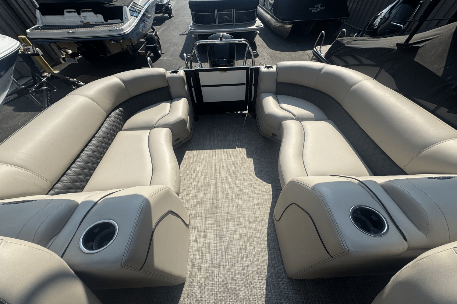 2019 Barletta L23QC Image Thumbnail #19