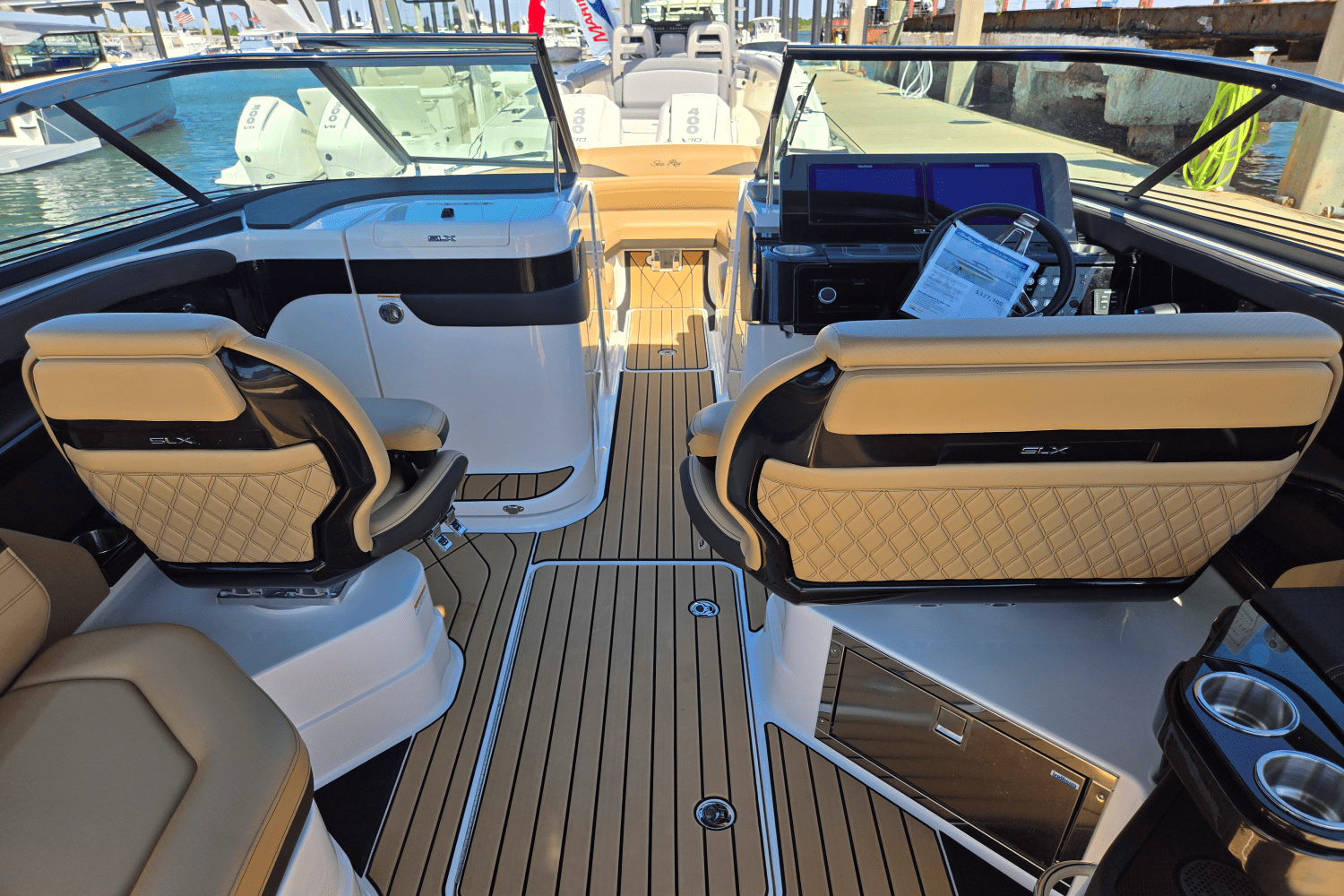 2026 Sea Ray SLX 280 Outboard Image Thumbnail #9