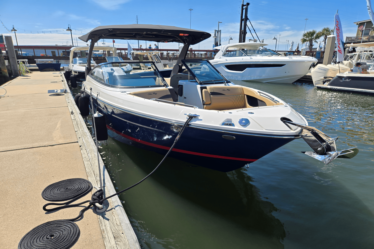 2026 Sea Ray SLX 280 Outboard Image Thumbnail #21