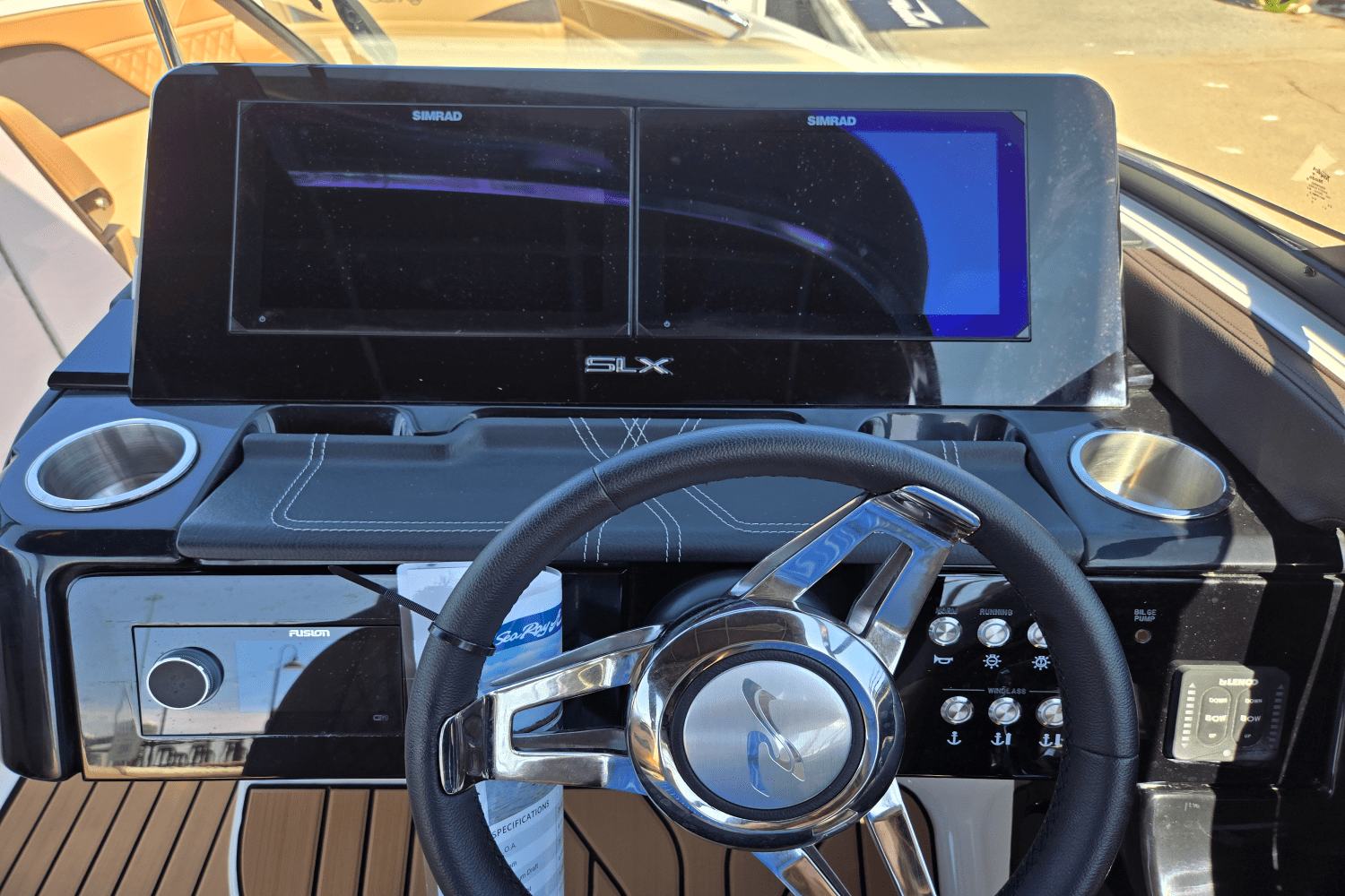 2026 Sea Ray SLX 280 Outboard Image Thumbnail #10