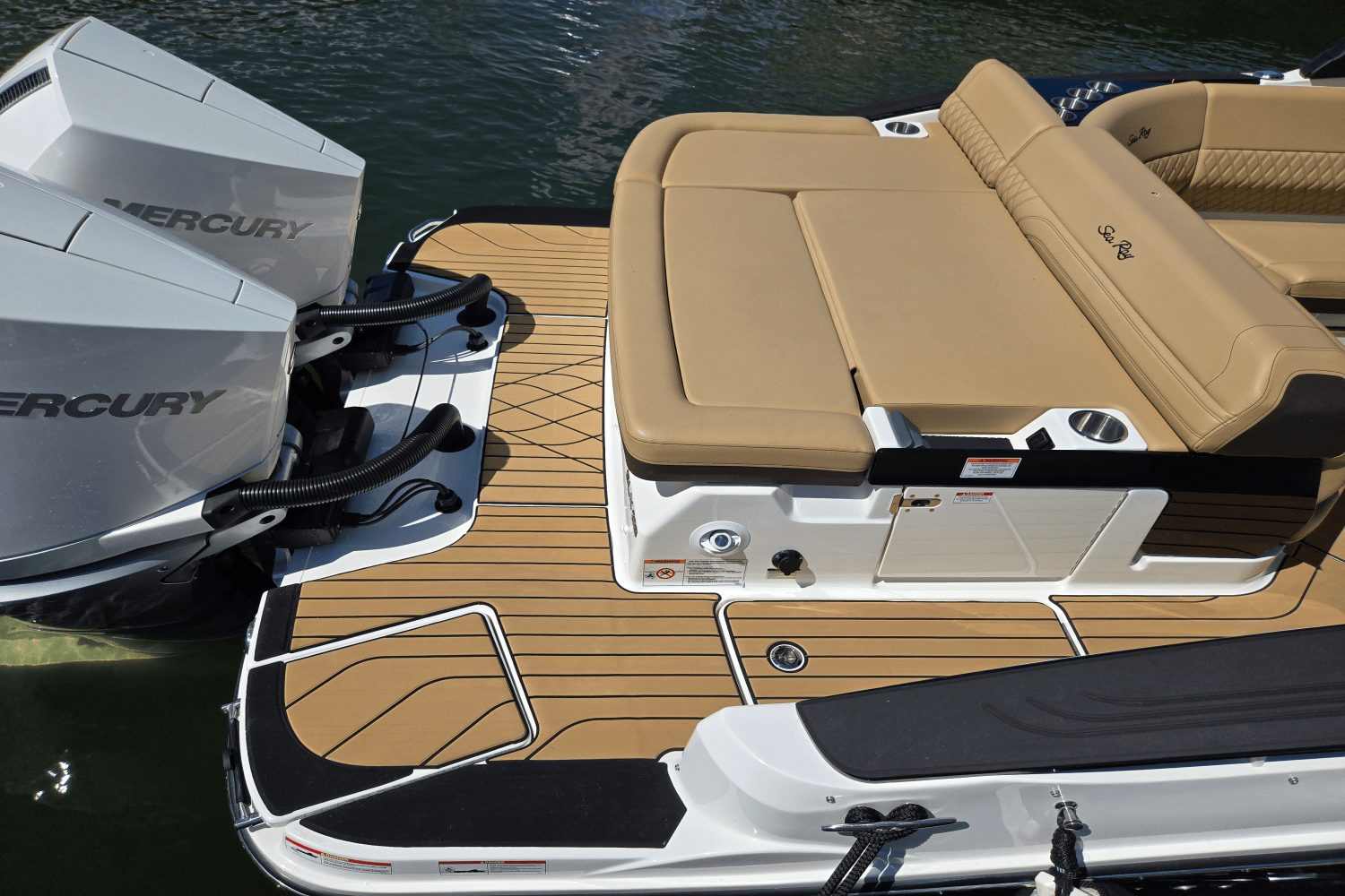 2026 Sea Ray SLX 280 Outboard Image Thumbnail #3