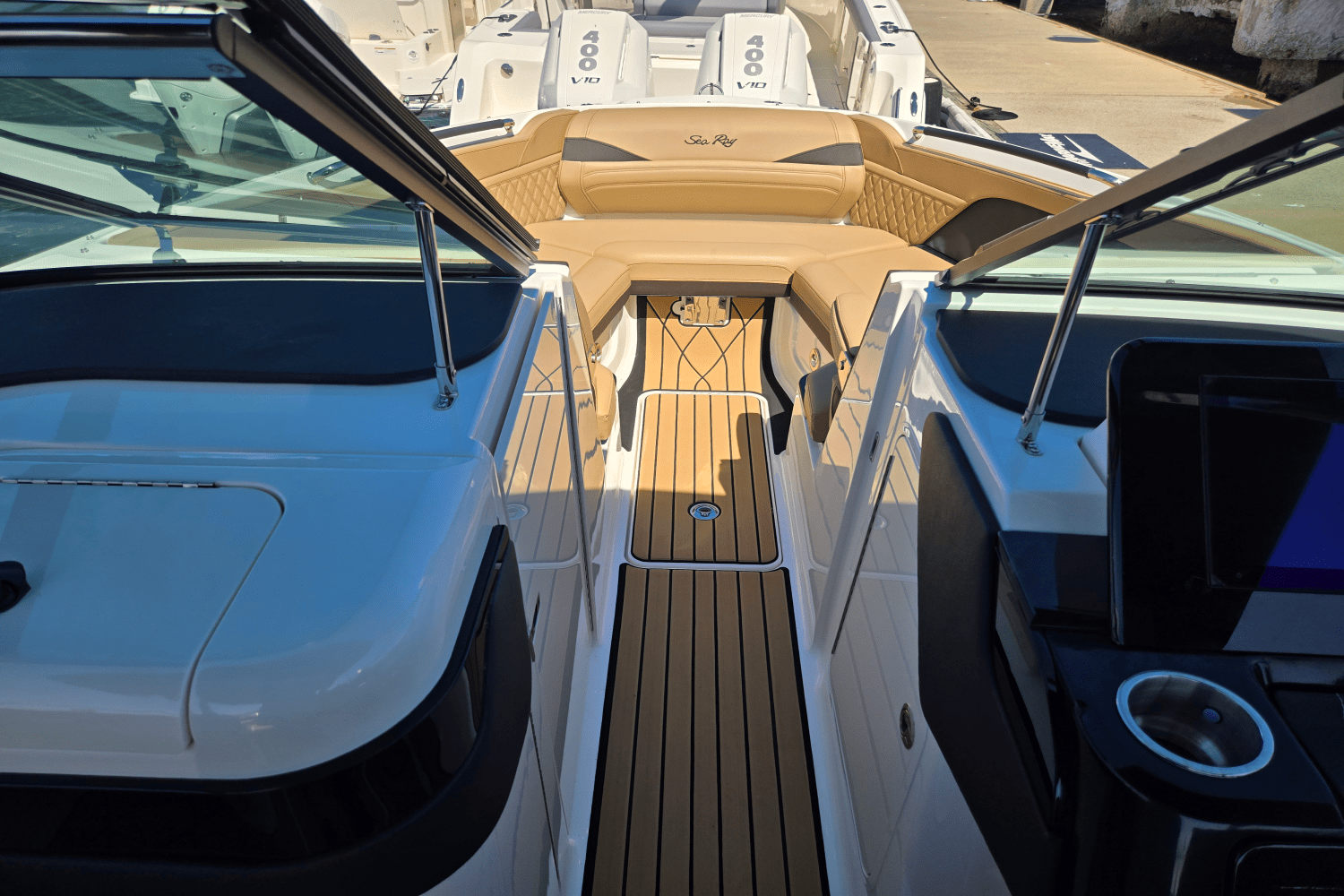 2026 Sea Ray SLX 280 Outboard Image Thumbnail #16