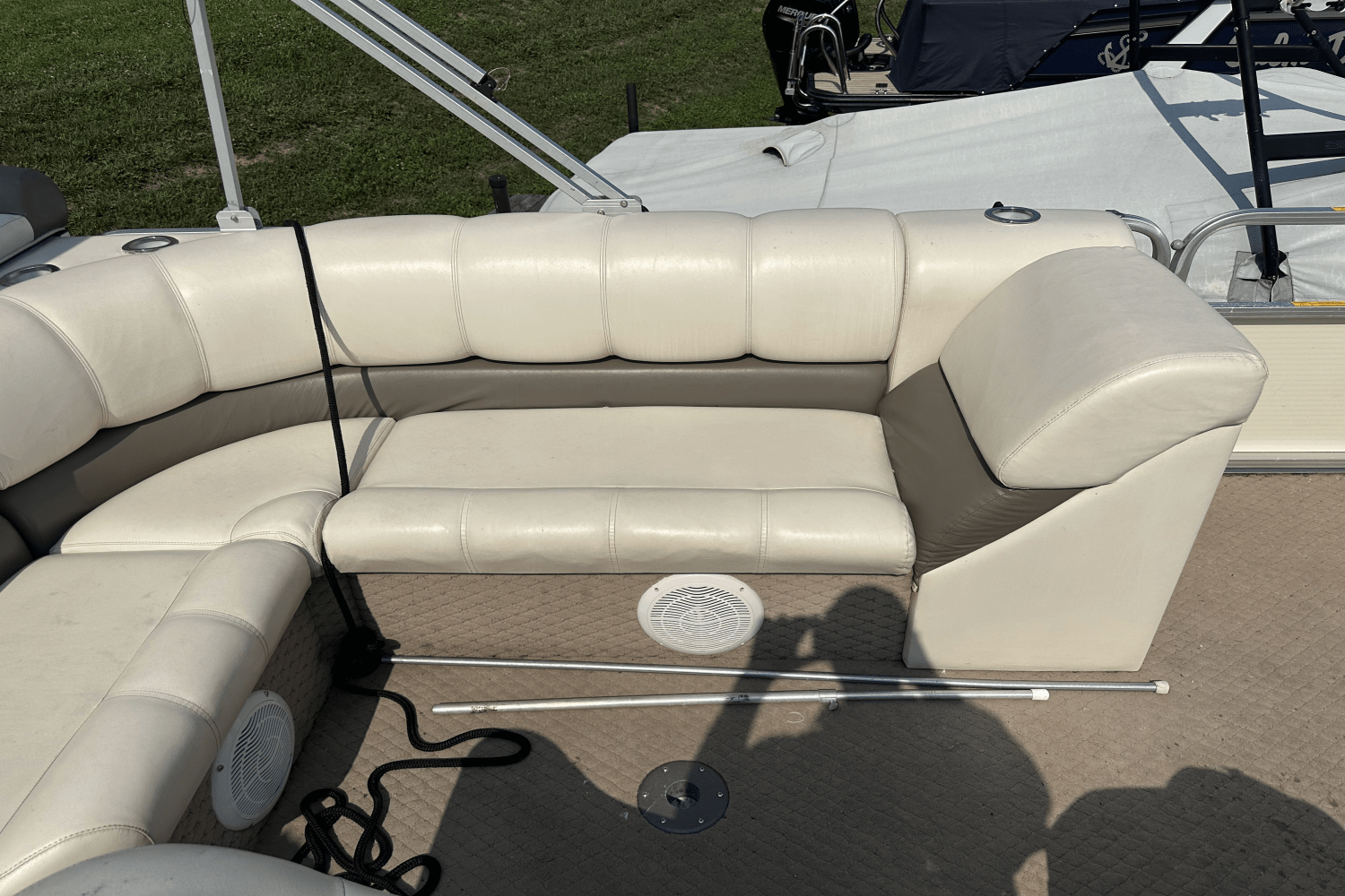 2004 Playbuoy CHALLENGER 2424 Image Thumbnail #25