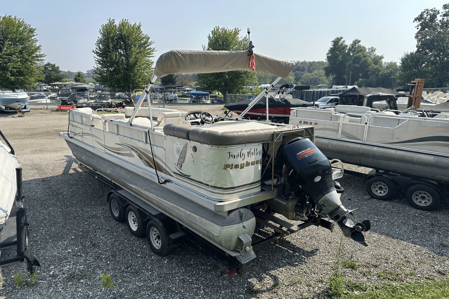 2004 Playbuoy CHALLENGER 2424 Image Thumbnail #4