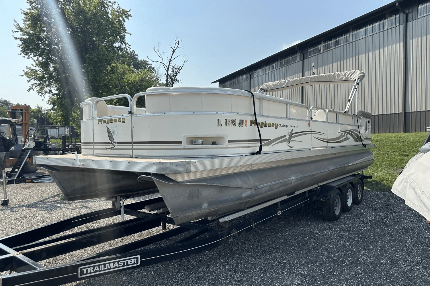 2004 Playbuoy CHALLENGER 2424 Image Thumbnail #3