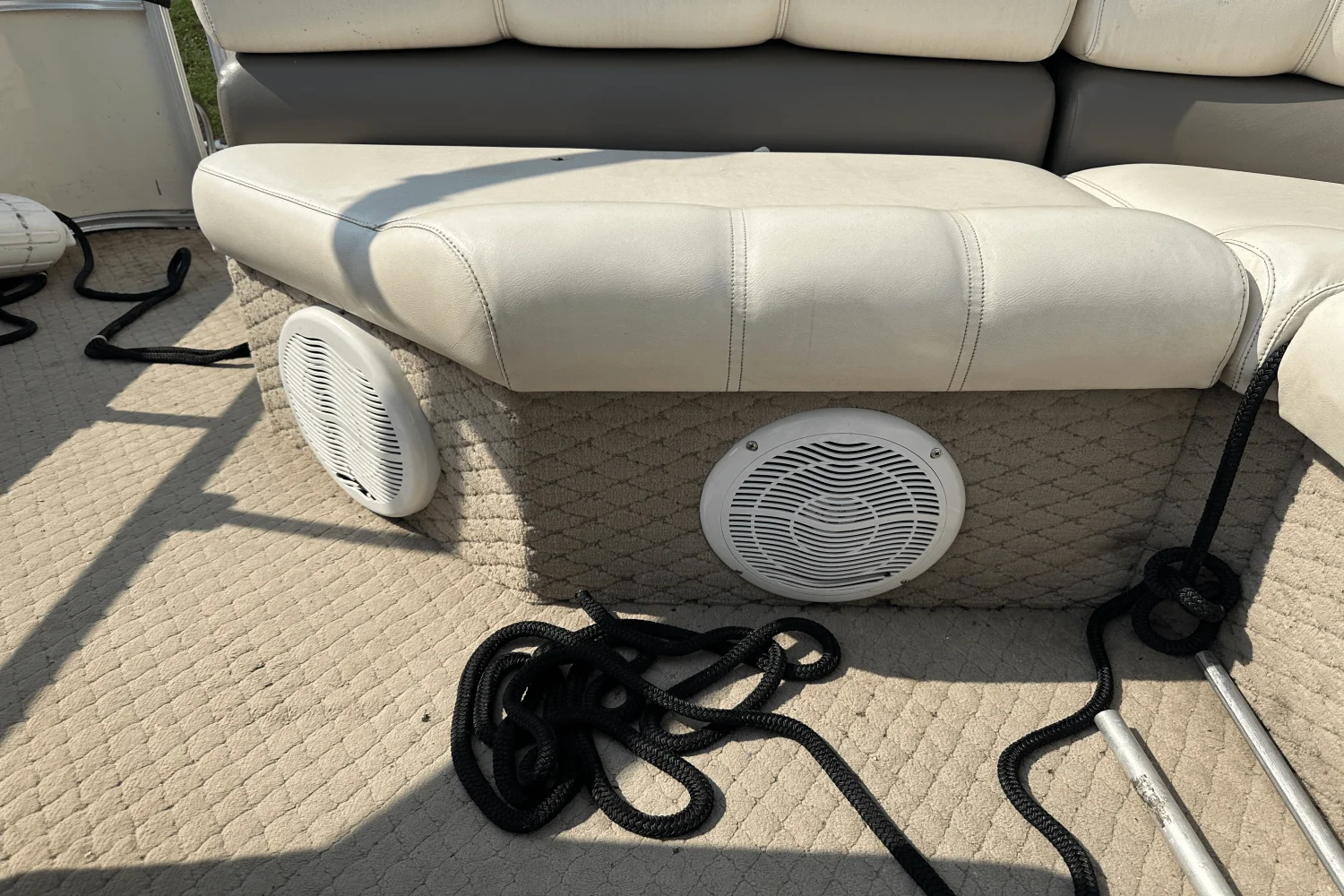 2004 Playbuoy CHALLENGER 2424 Image Thumbnail #28