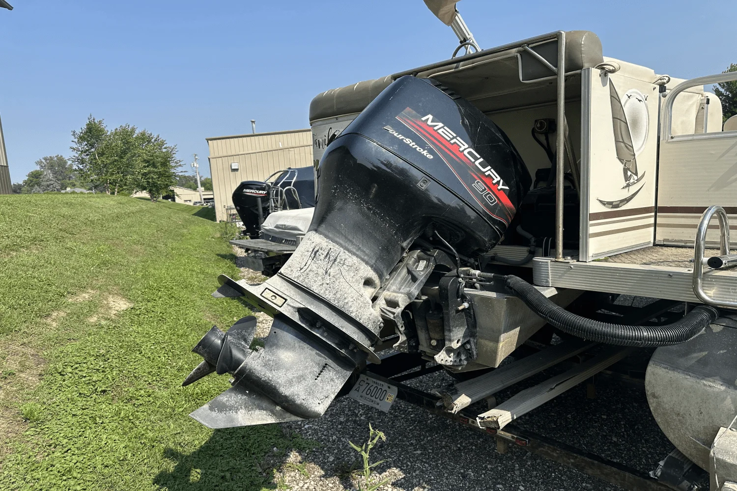 2004 Playbuoy CHALLENGER 2424 Image Thumbnail #7