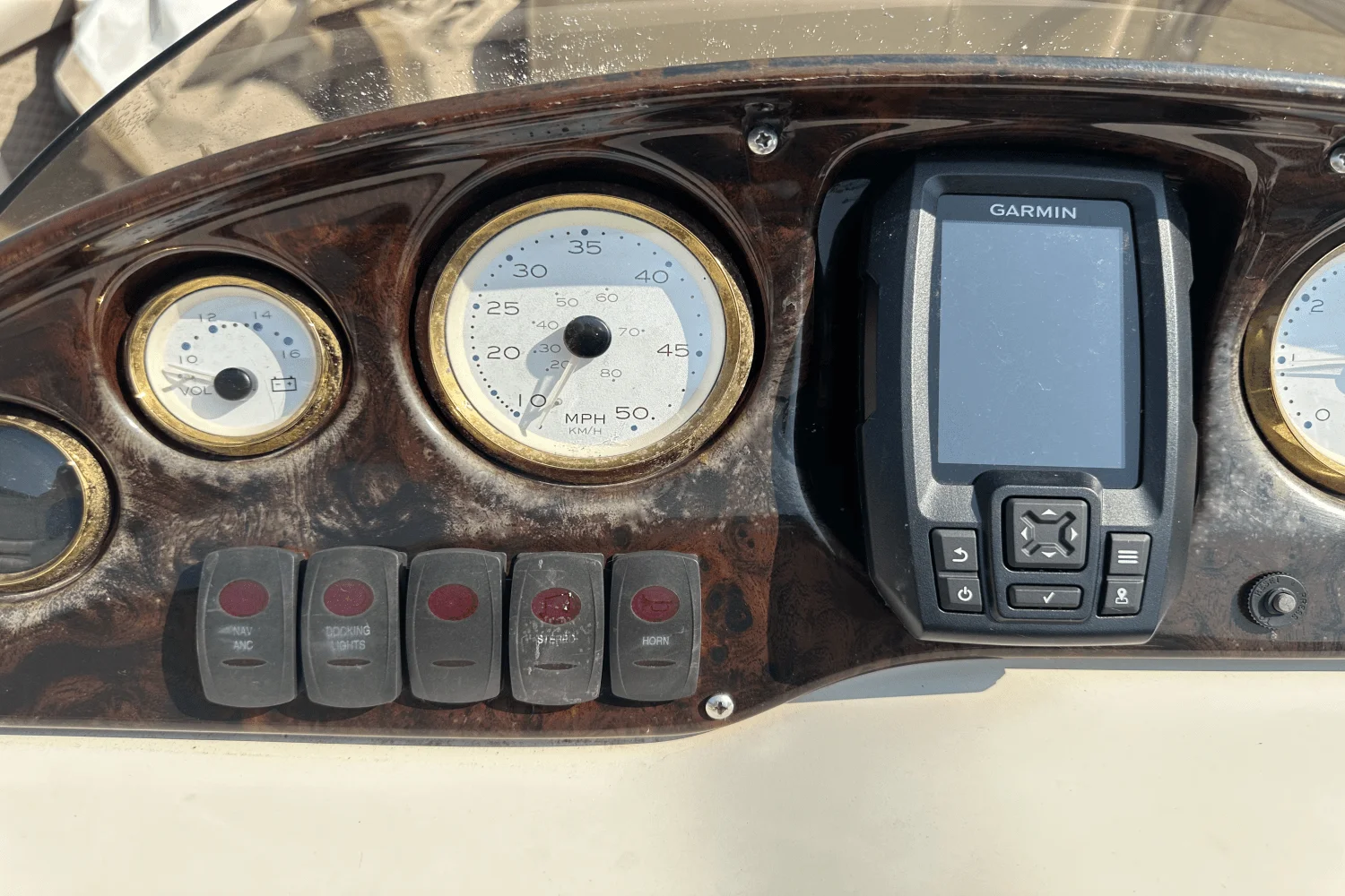 2004 Playbuoy CHALLENGER 2424 Image Thumbnail #23