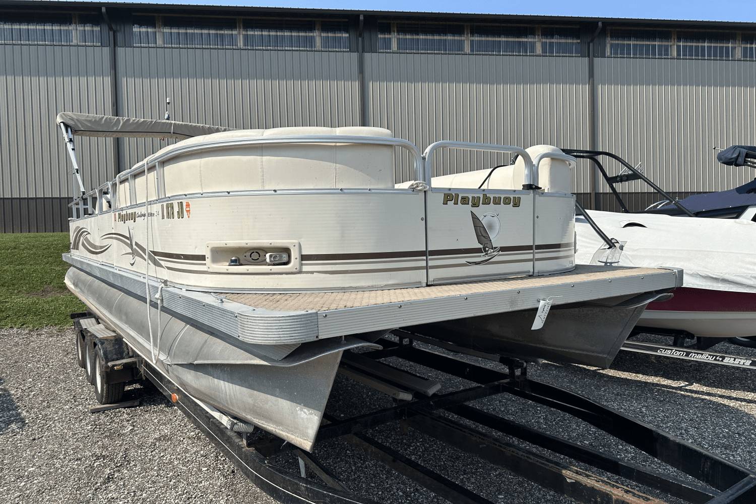 2004 Playbuoy CHALLENGER 2424 Image Thumbnail #1