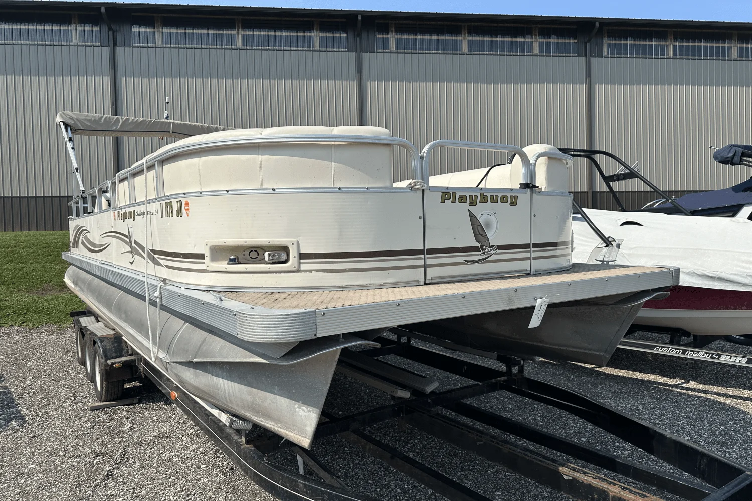 2004 Playbuoy CHALLENGER 2424 Image Thumbnail #1