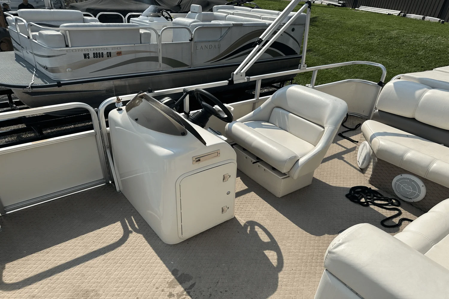 2004 Playbuoy CHALLENGER 2424 Image Thumbnail #17