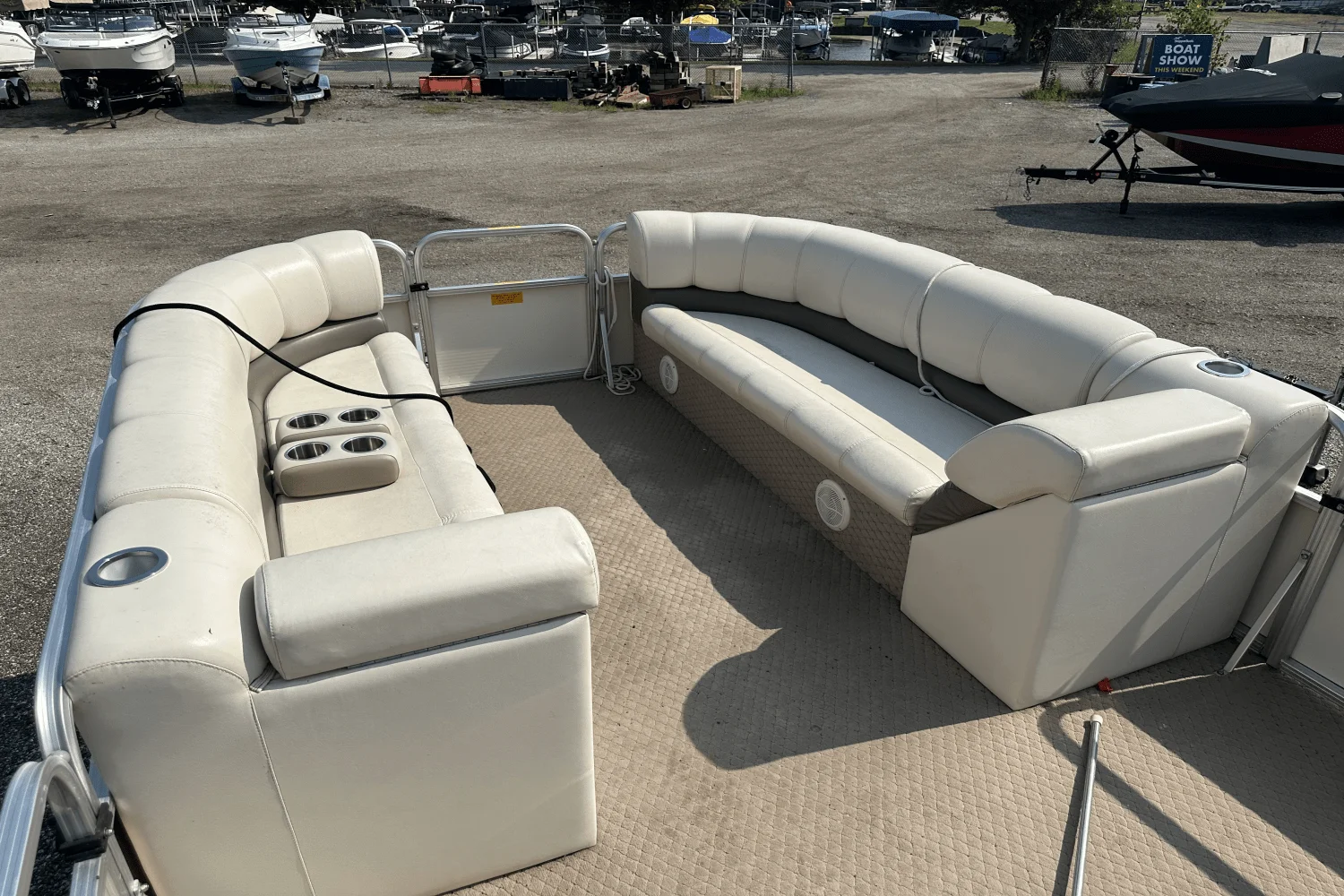 2004 Playbuoy CHALLENGER 2424 Image Thumbnail #10