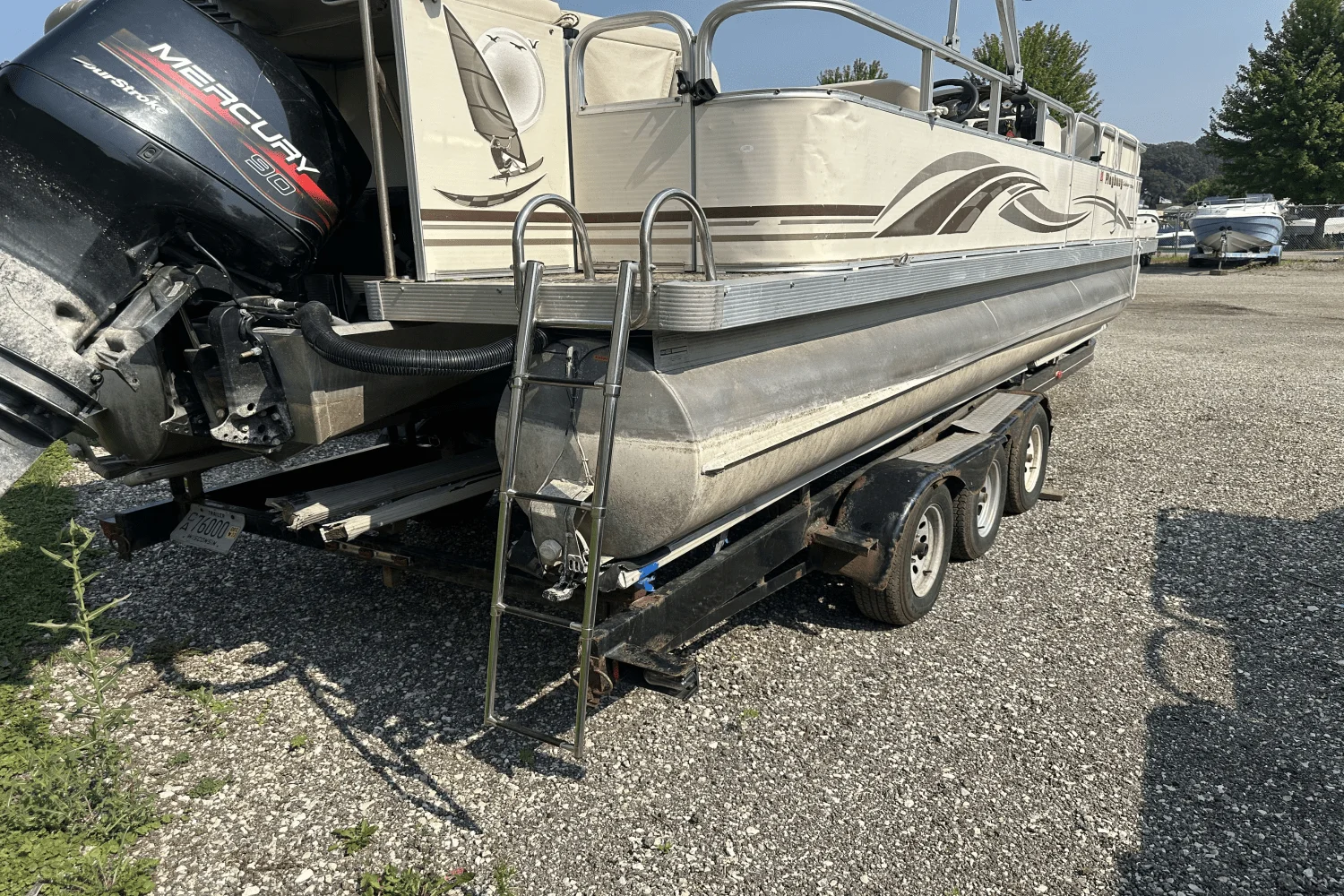 2004 Playbuoy CHALLENGER 2424 Image Thumbnail #8