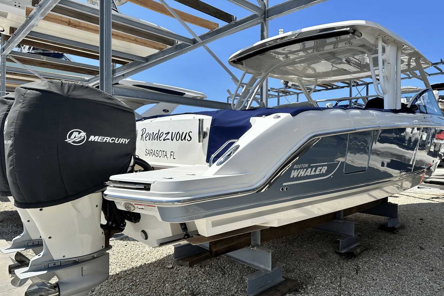 2016 Boston Whaler 320 VANTAGE Image Thumbnail #28