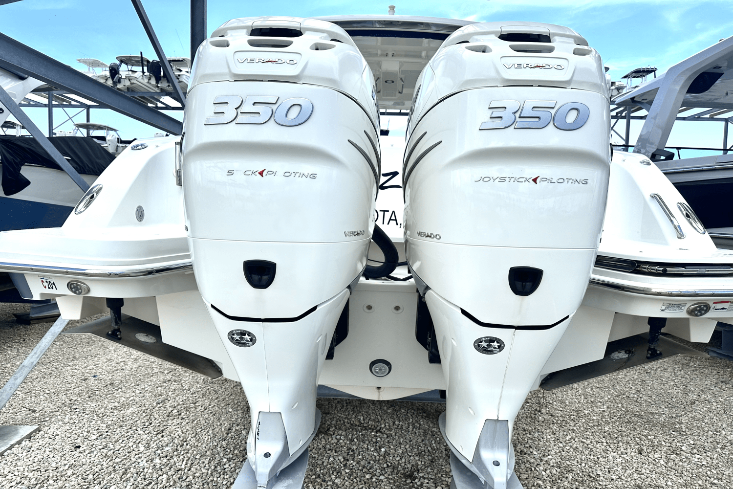 2016 Boston Whaler 320 VANTAGE Image Thumbnail #27