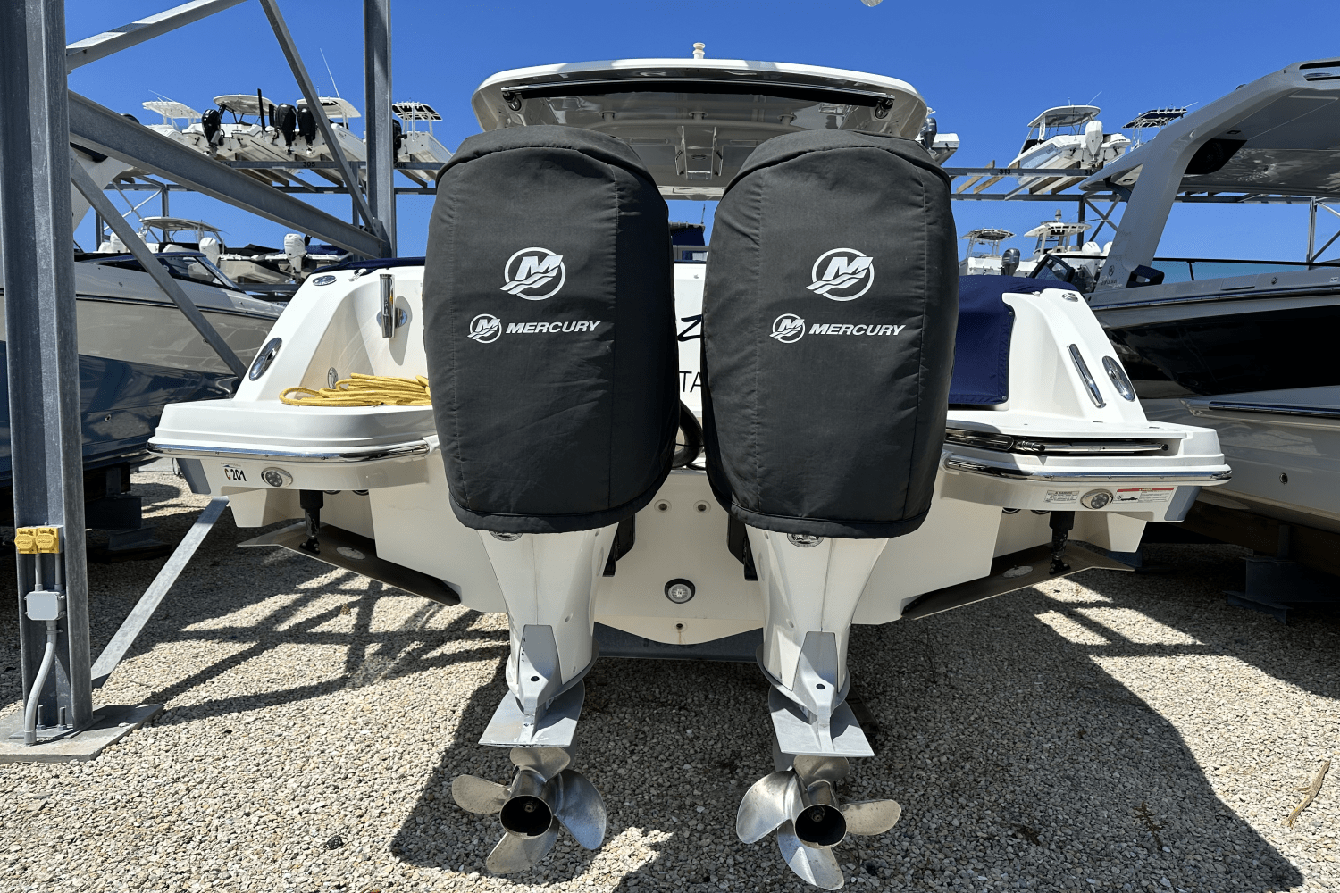 2016 Boston Whaler 320 VANTAGE Image Thumbnail #31