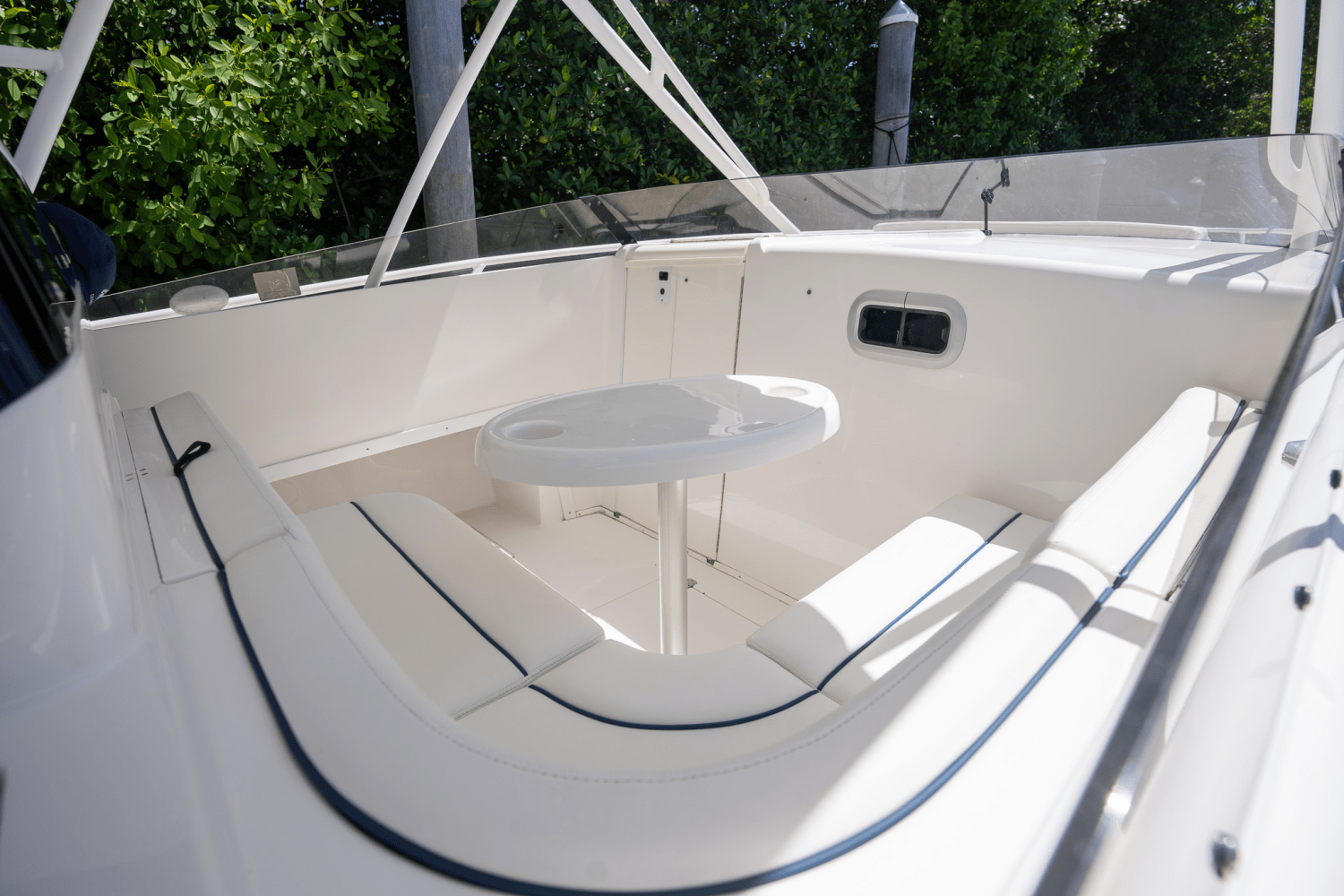 2005 Intrepid 348 WA Image Thumbnail #11