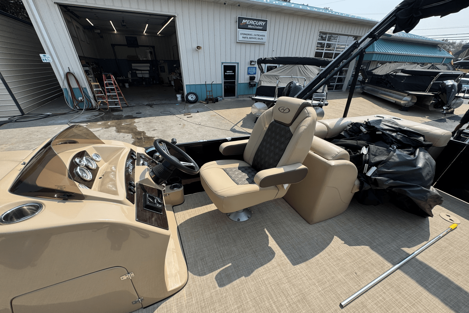 2018 Harris Cruiser 200 Image Thumbnail #22
