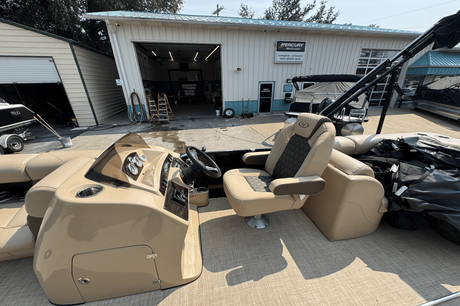 2018 Harris Cruiser 200 Image Thumbnail #23