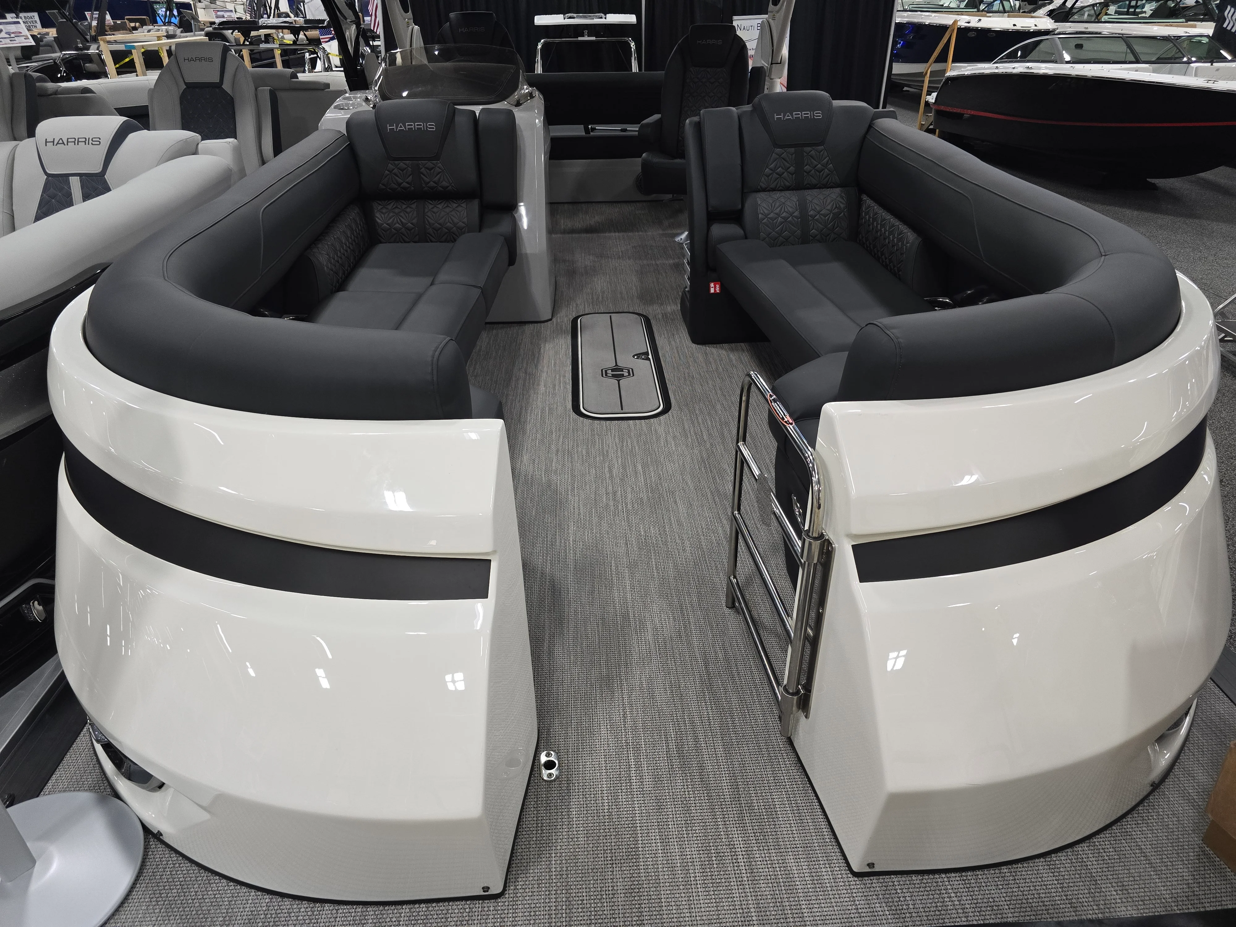2026 Harris Grand Mariner 250 Image Thumbnail #4