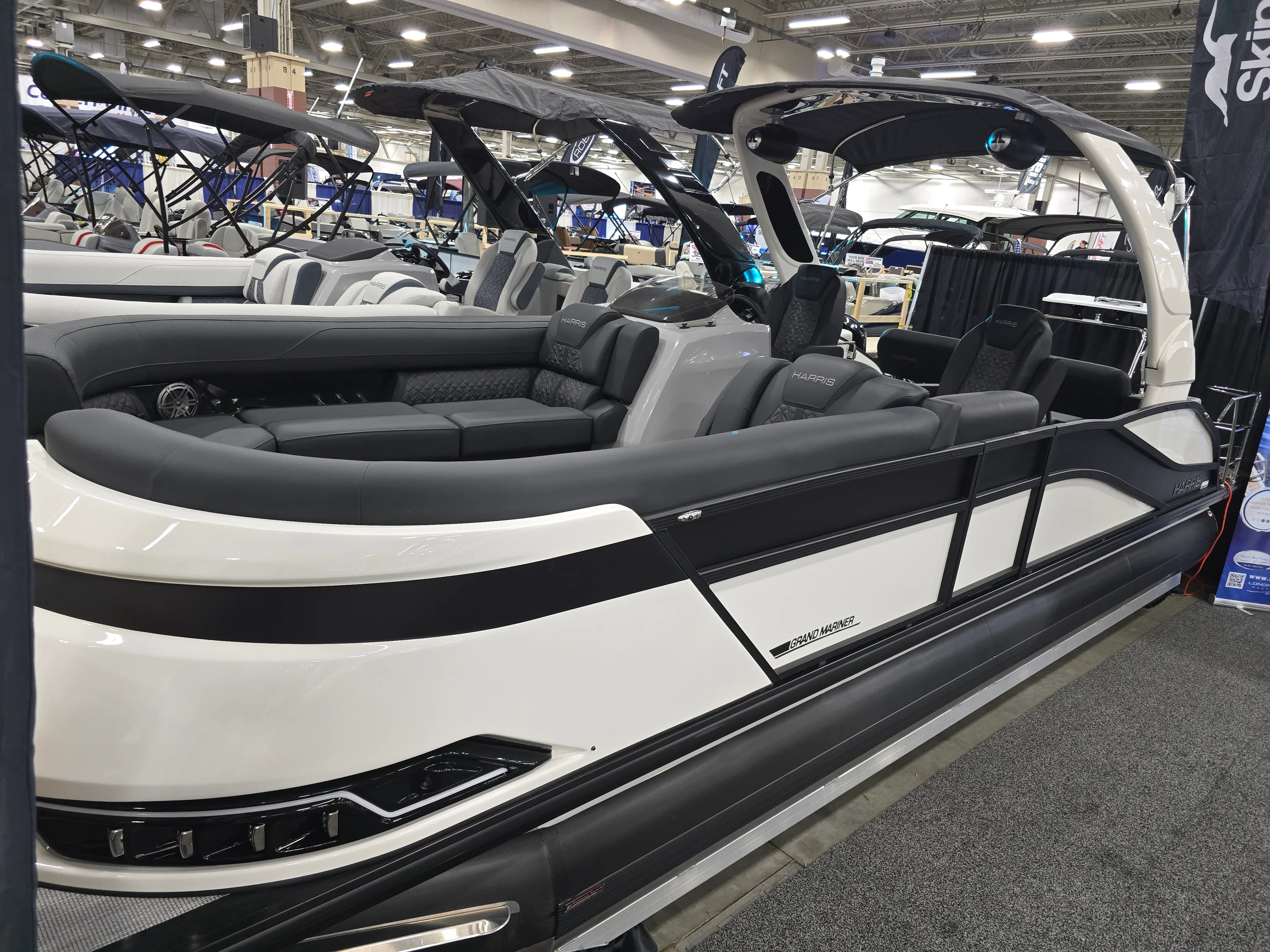 2026 Harris Grand Mariner 250 Image Thumbnail #8
