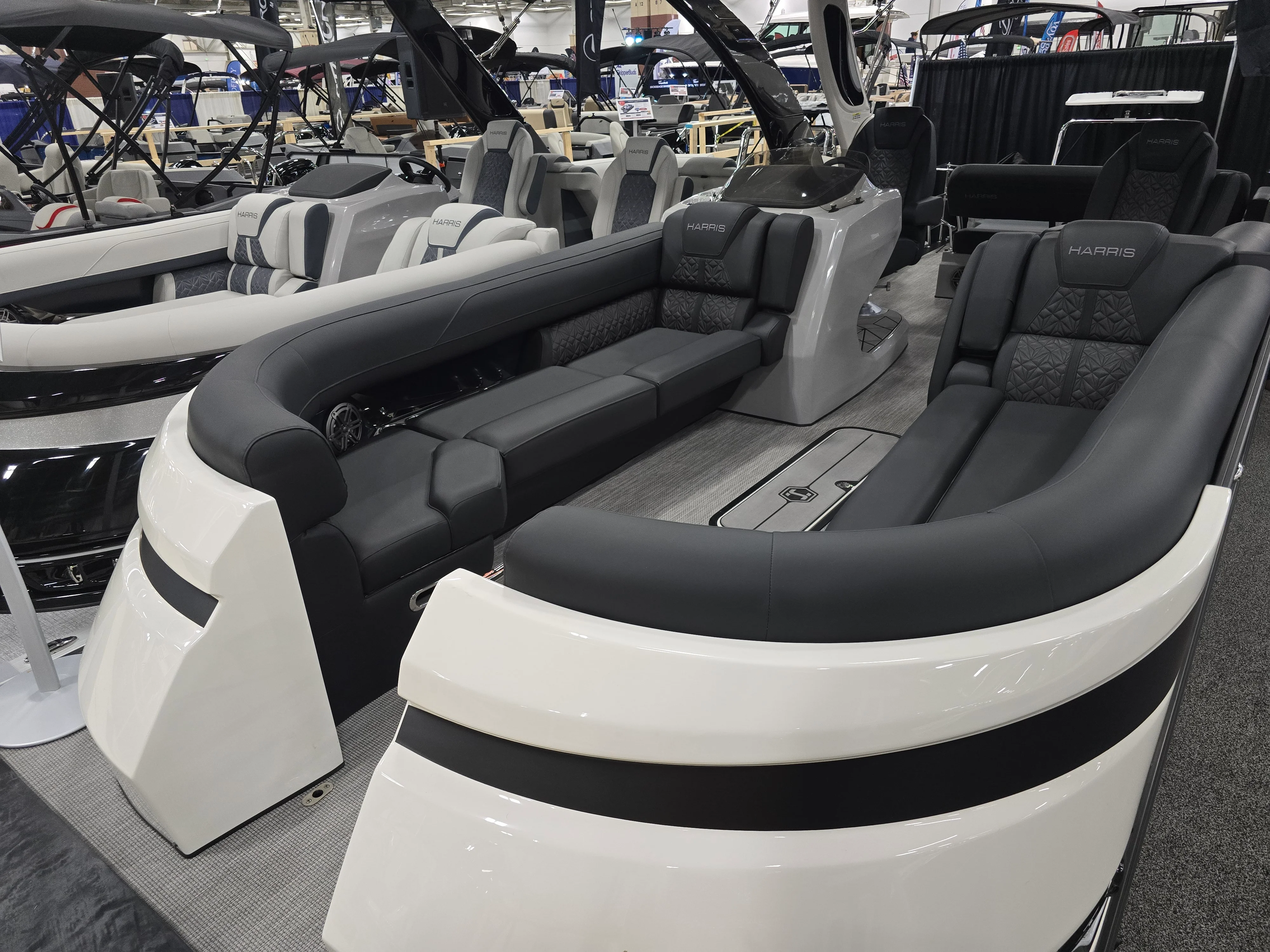 2026 Harris Grand Mariner 250 Image Thumbnail #5