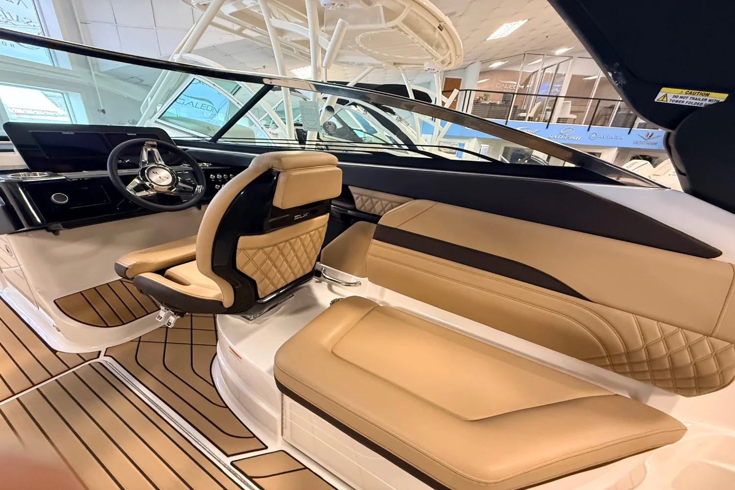 2026 Sea Ray SLX 260 Image Thumbnail #10