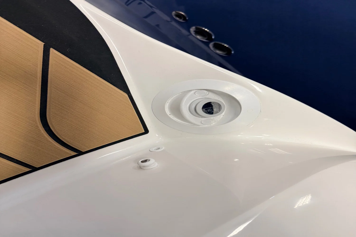 2026 Sea Ray SLX 260 Image Thumbnail #5