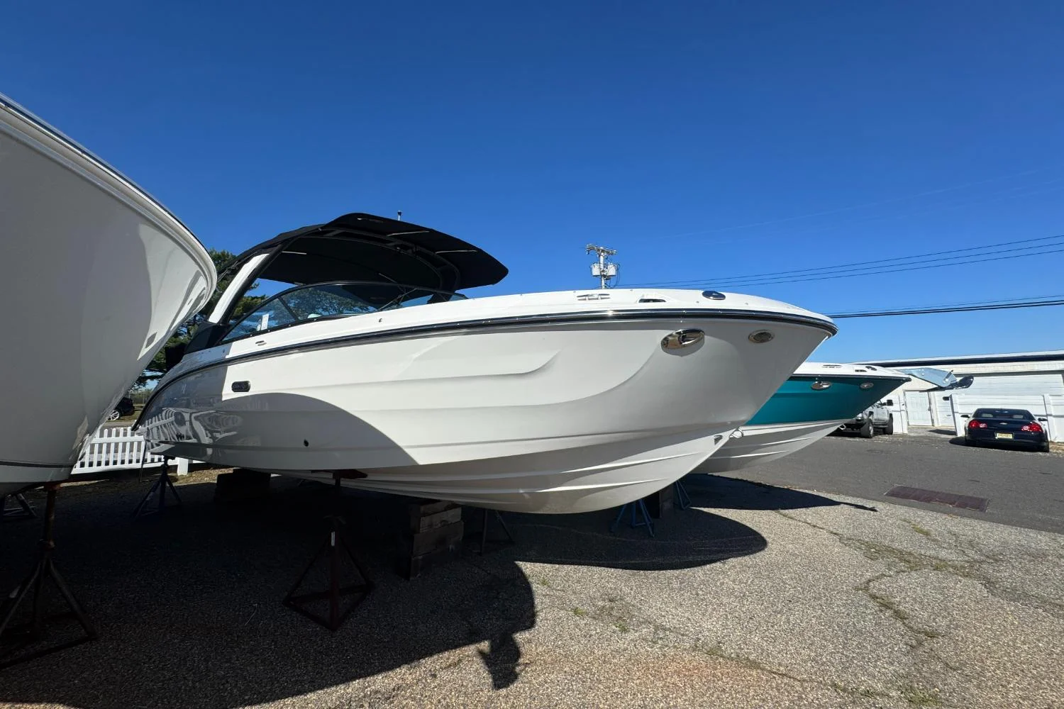 2026 Sea Ray SDX 250 Outboard Image Thumbnail #4