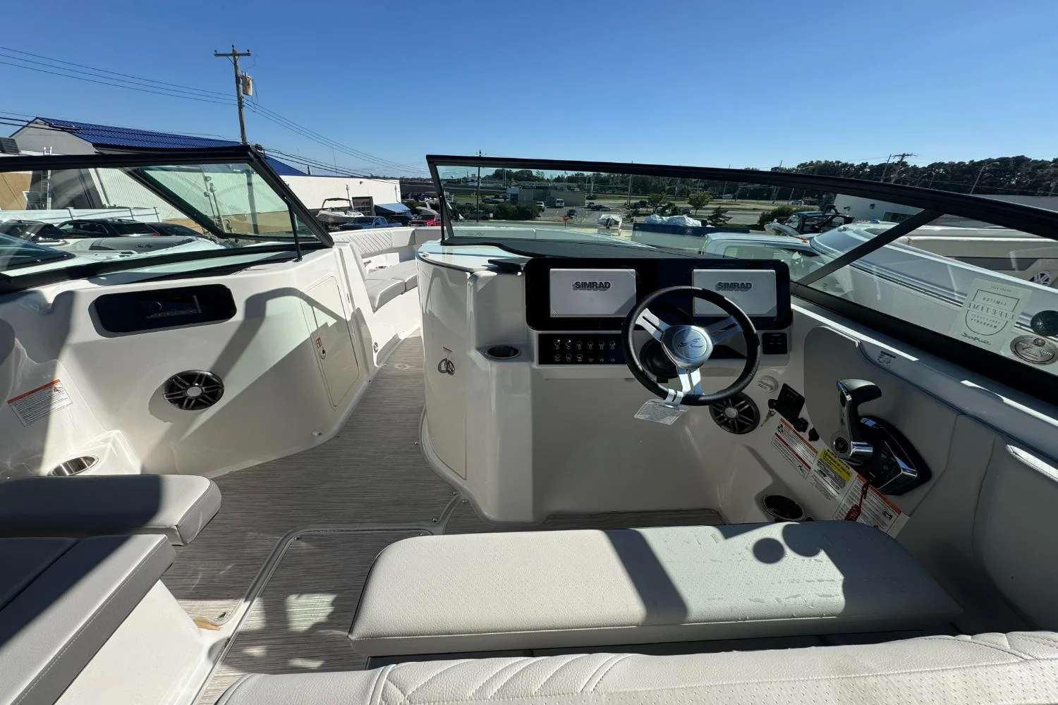 2026 Sea Ray SDX 250 Outboard Image Thumbnail #14