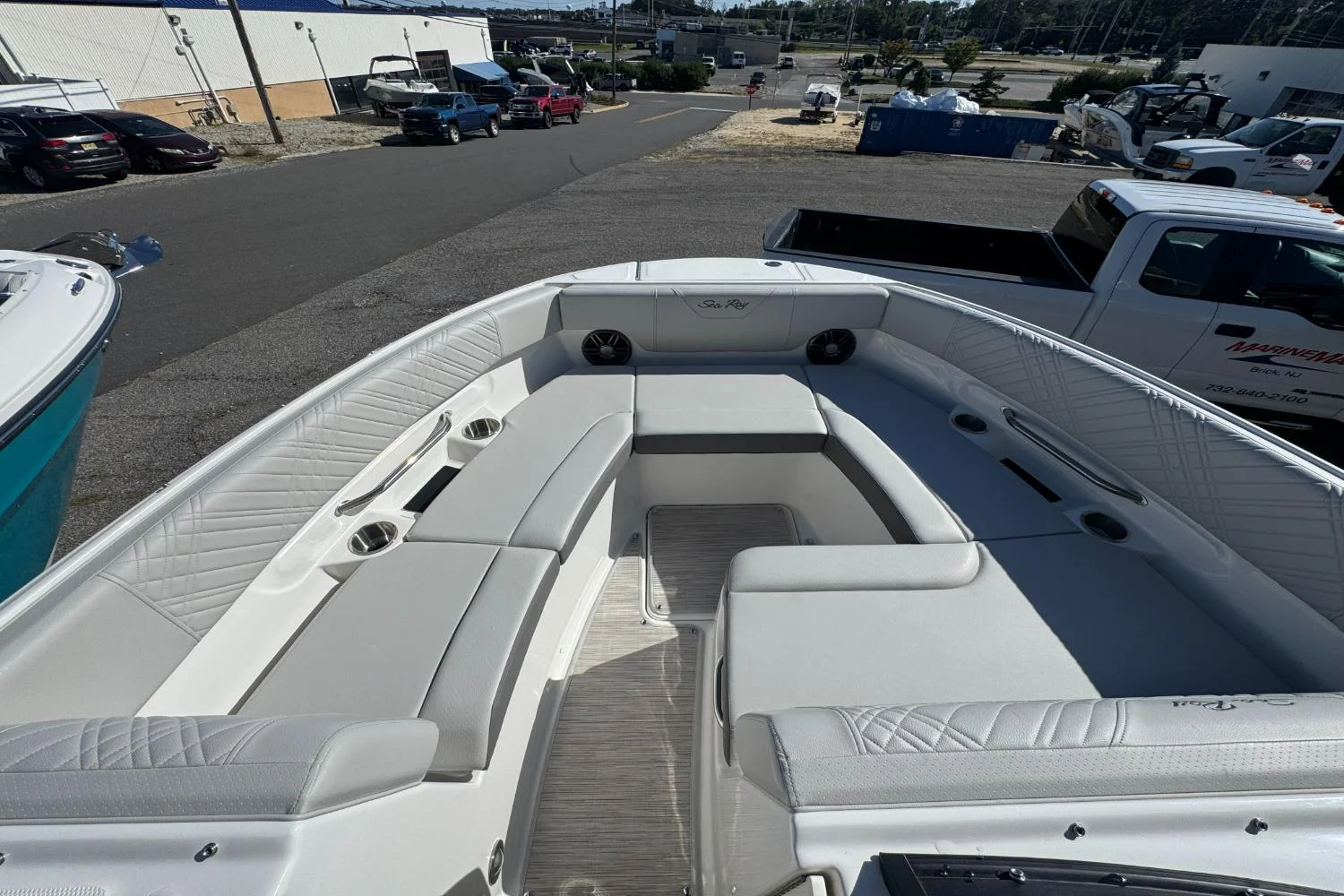 2026 Sea Ray SDX 250 Outboard Image Thumbnail #25