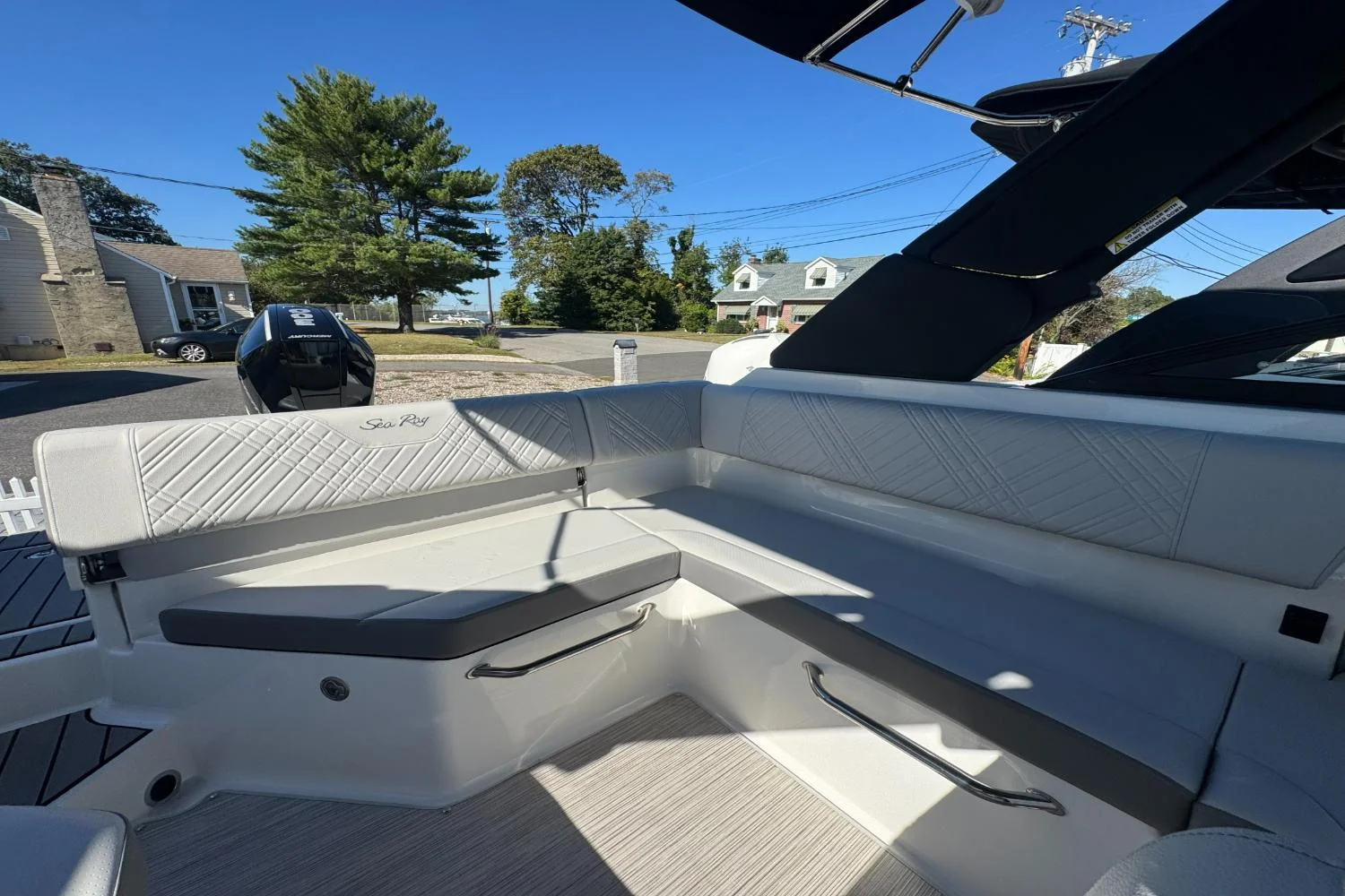 2026 Sea Ray SDX 250 Outboard Image Thumbnail #11