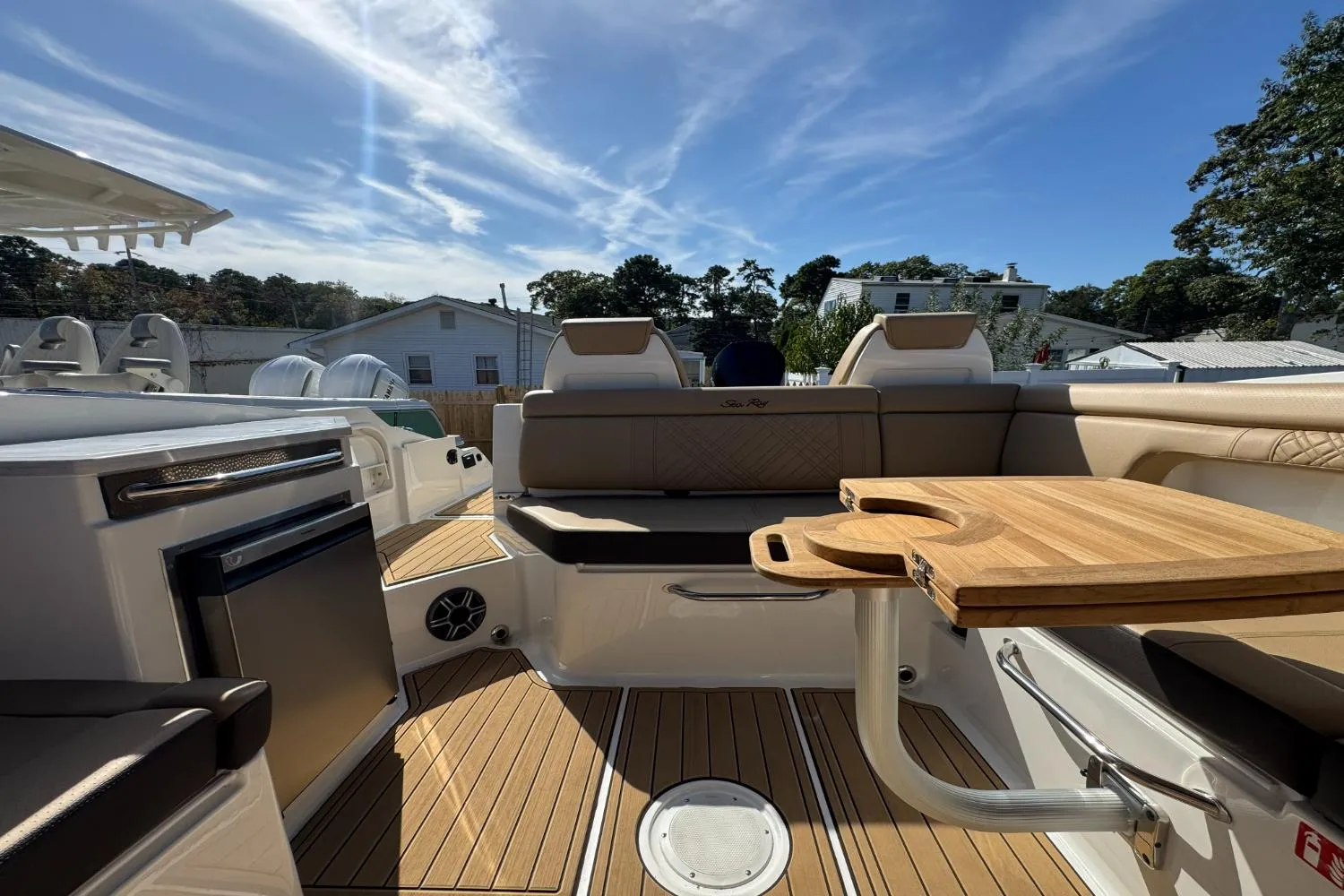 2026 Sea Ray SDX 290 Outboard Image Thumbnail #17